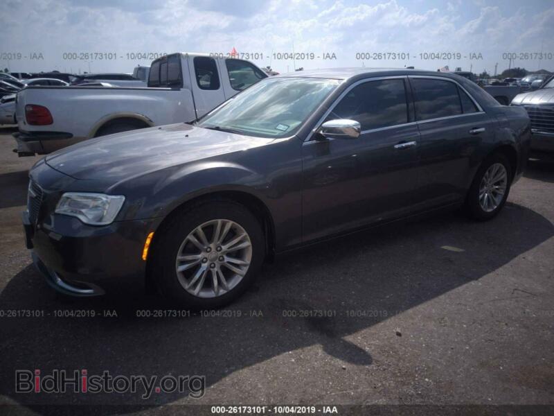 2016 Chrysler 300C (VIN 2C3CCAEG2GH243495) — фото 2 из 10