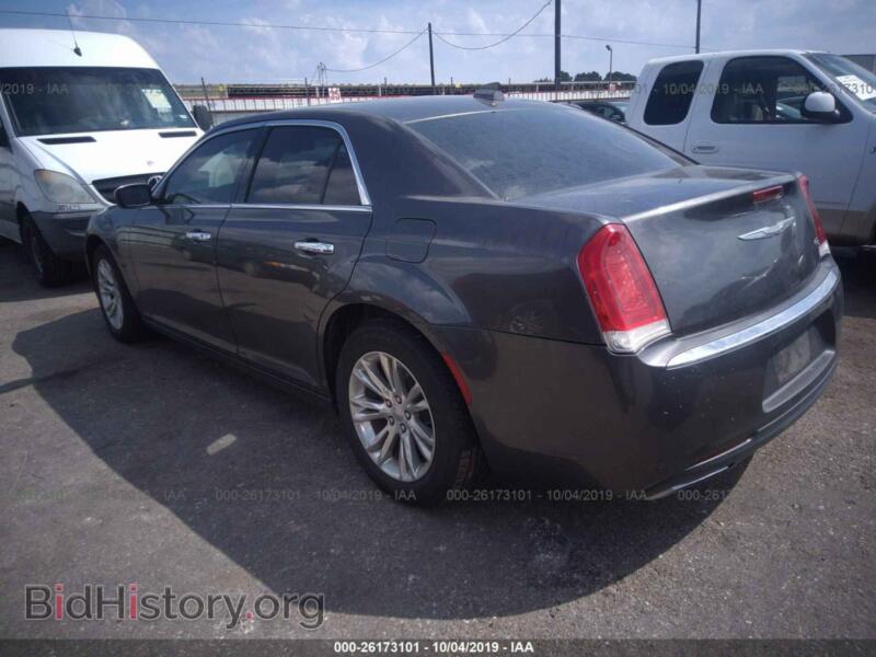 2016 Chrysler 300C (VIN 2C3CCAEG2GH243495) — фото 3 из 10