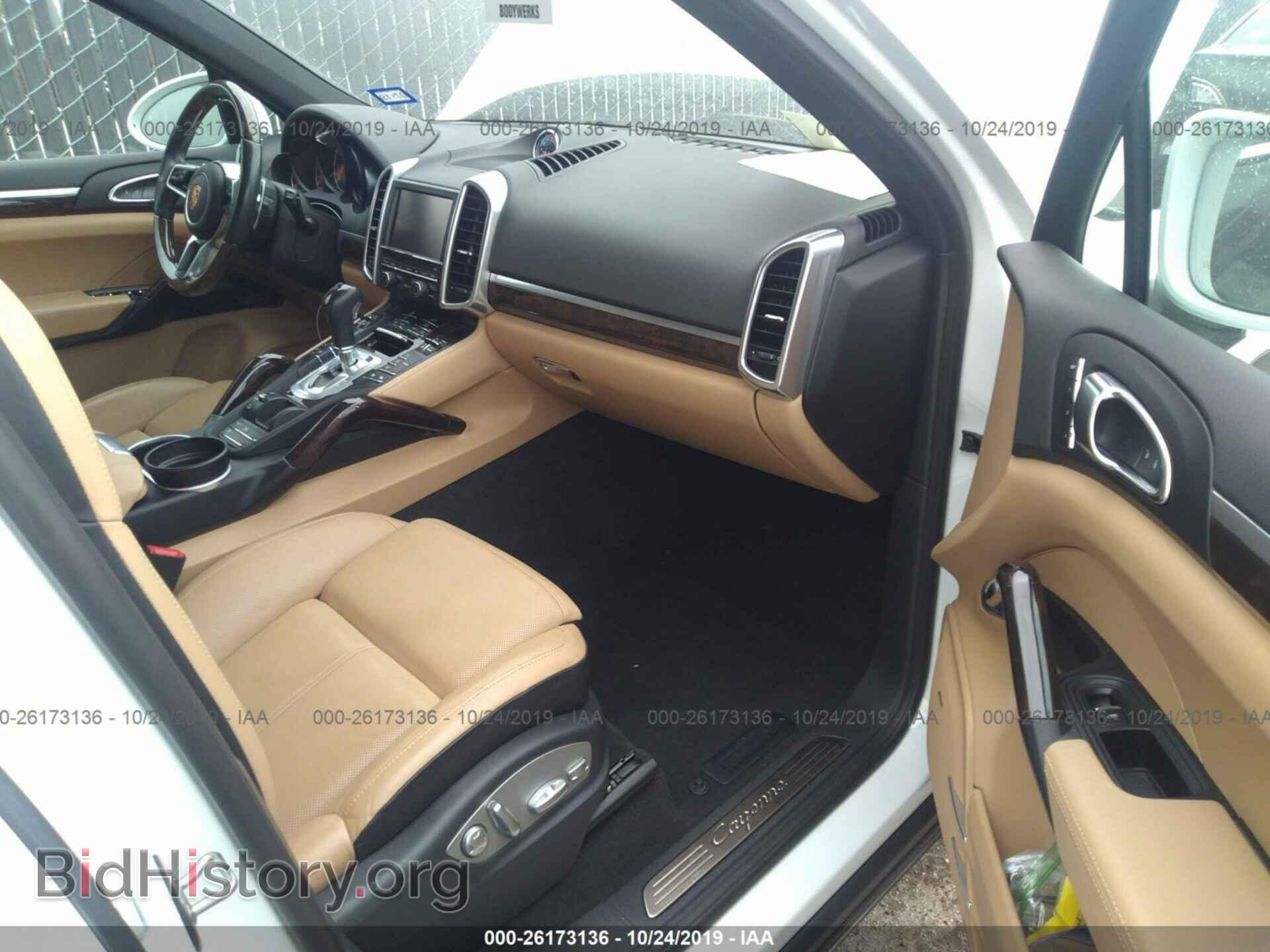 2016 PORSCHE CAYENNE - VIN: WP1AA2A29GLA09316 - Photo 5