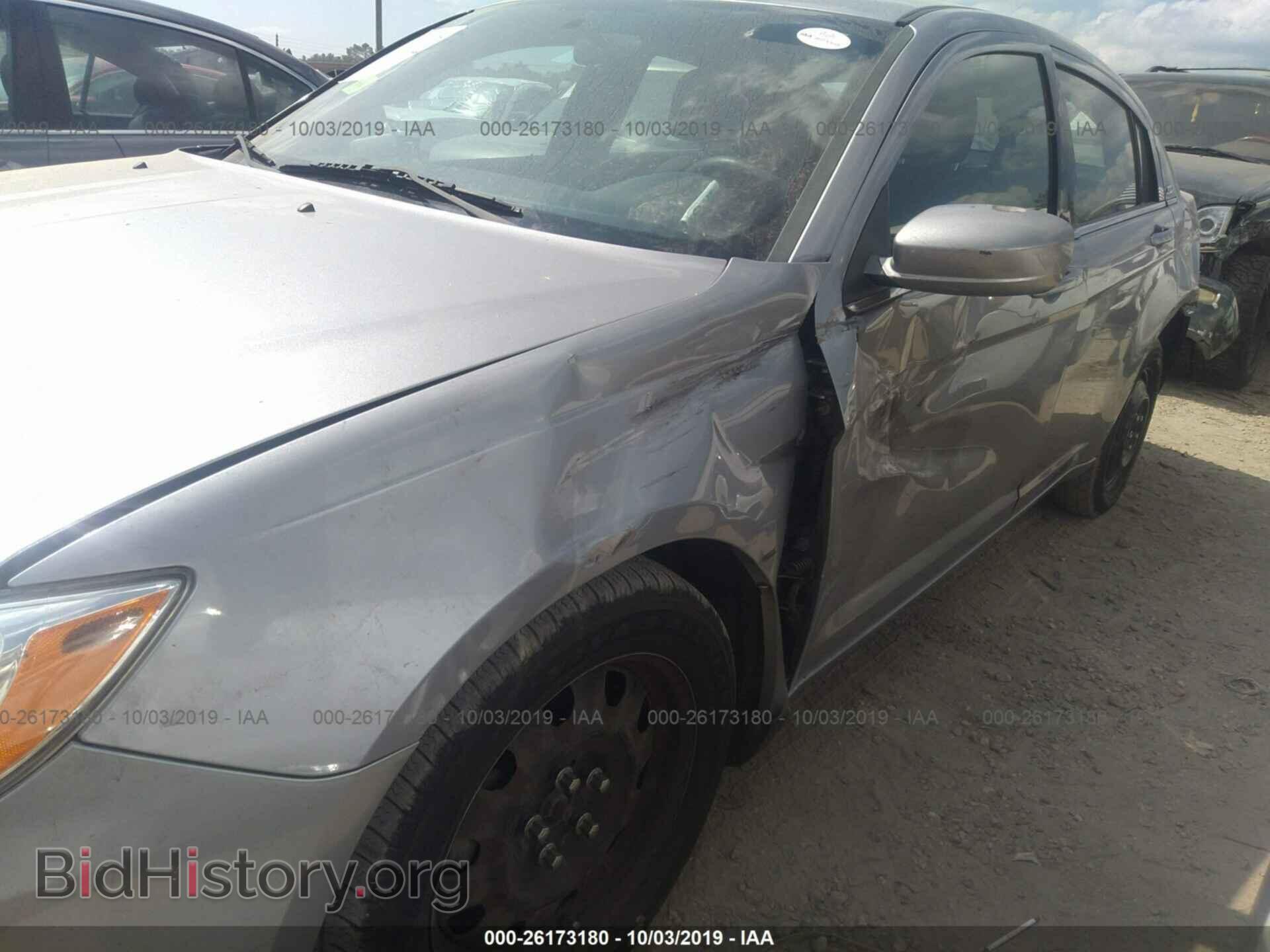 2013 CHRYSLER 200 - VIN: 1C3CCBAB3DN734130 - Фото 6