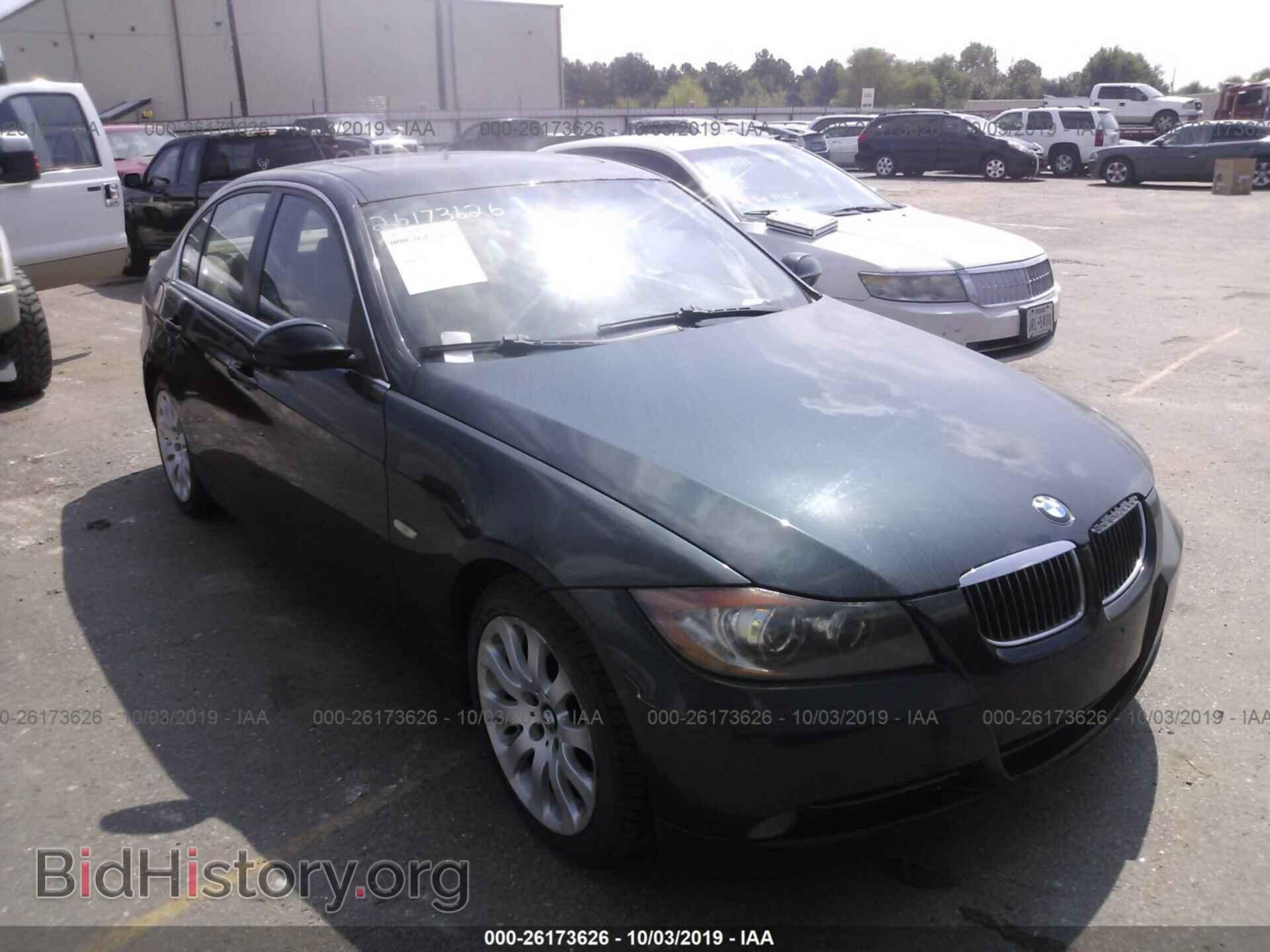 Photo WBAVB33596PS10425 - BMW 330 2006