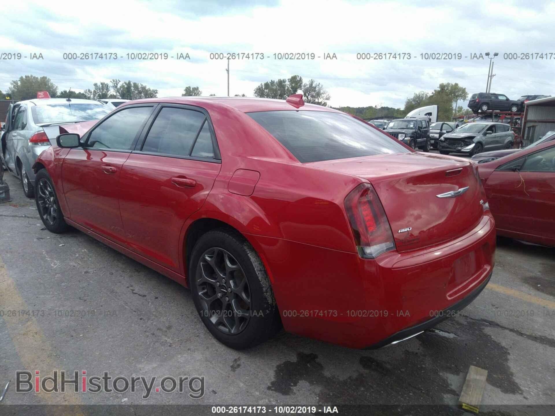 2017 CHRYSLER 300 - VIN: 2C3CCAGG0HH527030 - Фото 3