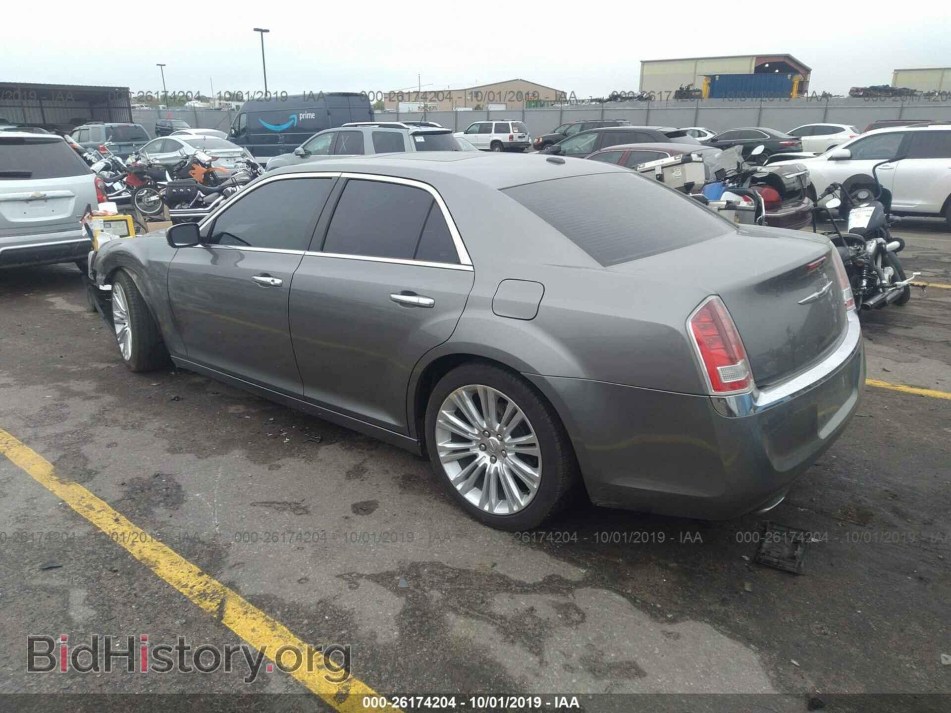 2011 CHRYSLER 300 - VIN: 2C3CA5CG7BH537872 - Фото 3