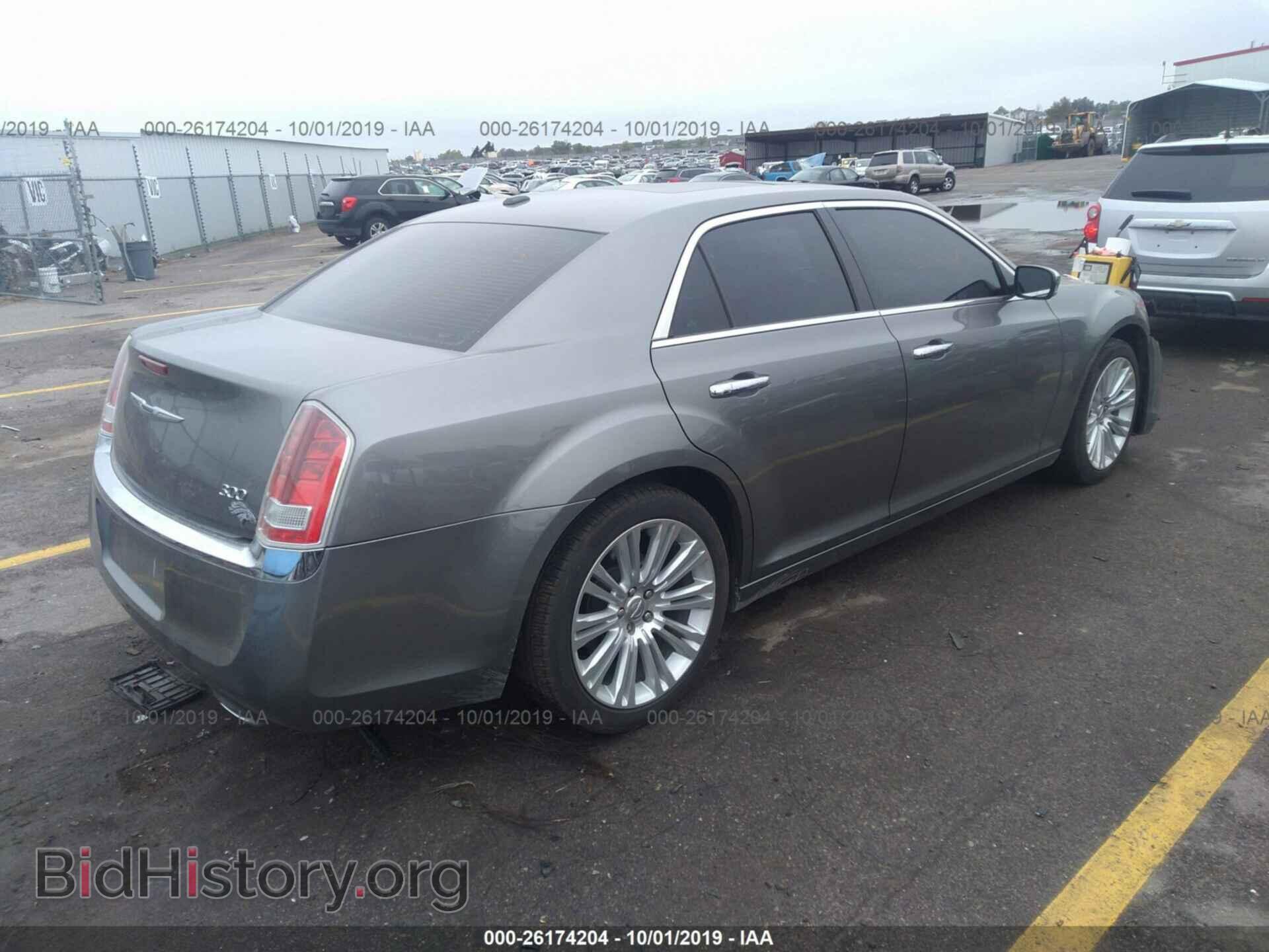 2011 CHRYSLER 300 - VIN: 2C3CA5CG7BH537872 - Фото 4