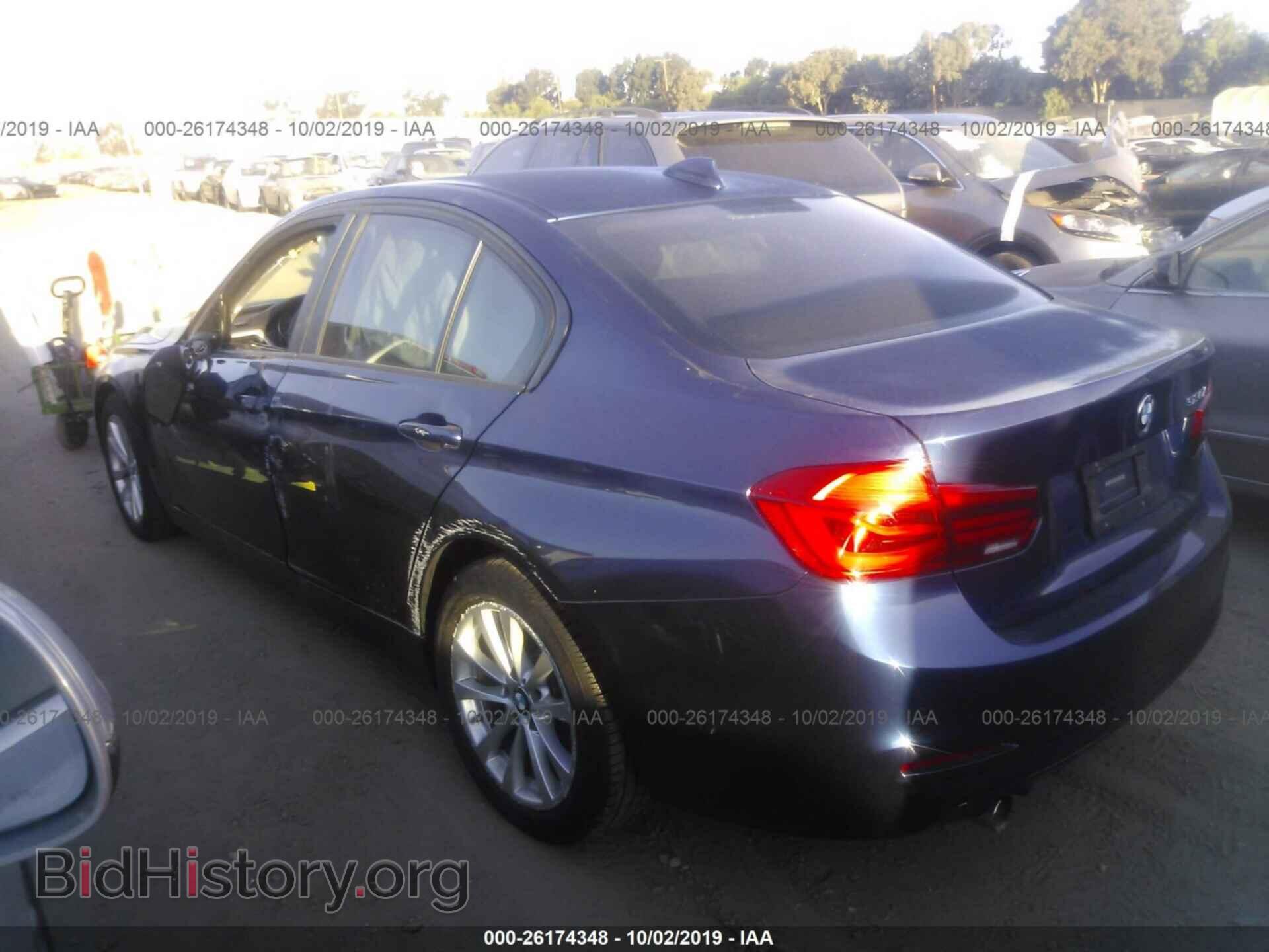 2018 BMW 320 - VIN: WBA8E1G5XJNU91996 - Фото 3