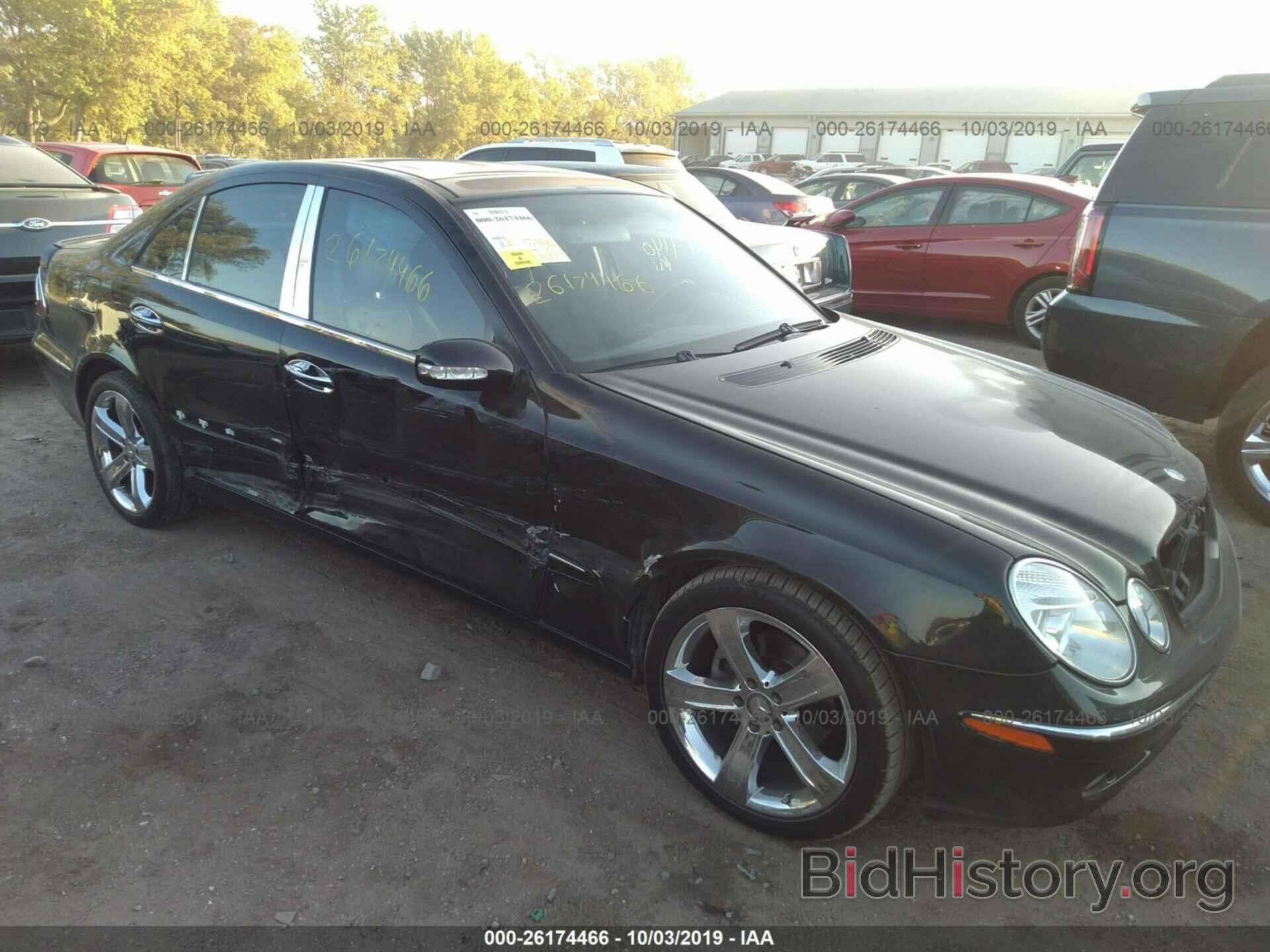 Photo WDBUF65J43A304837 - MERCEDES-BENZ E 2003