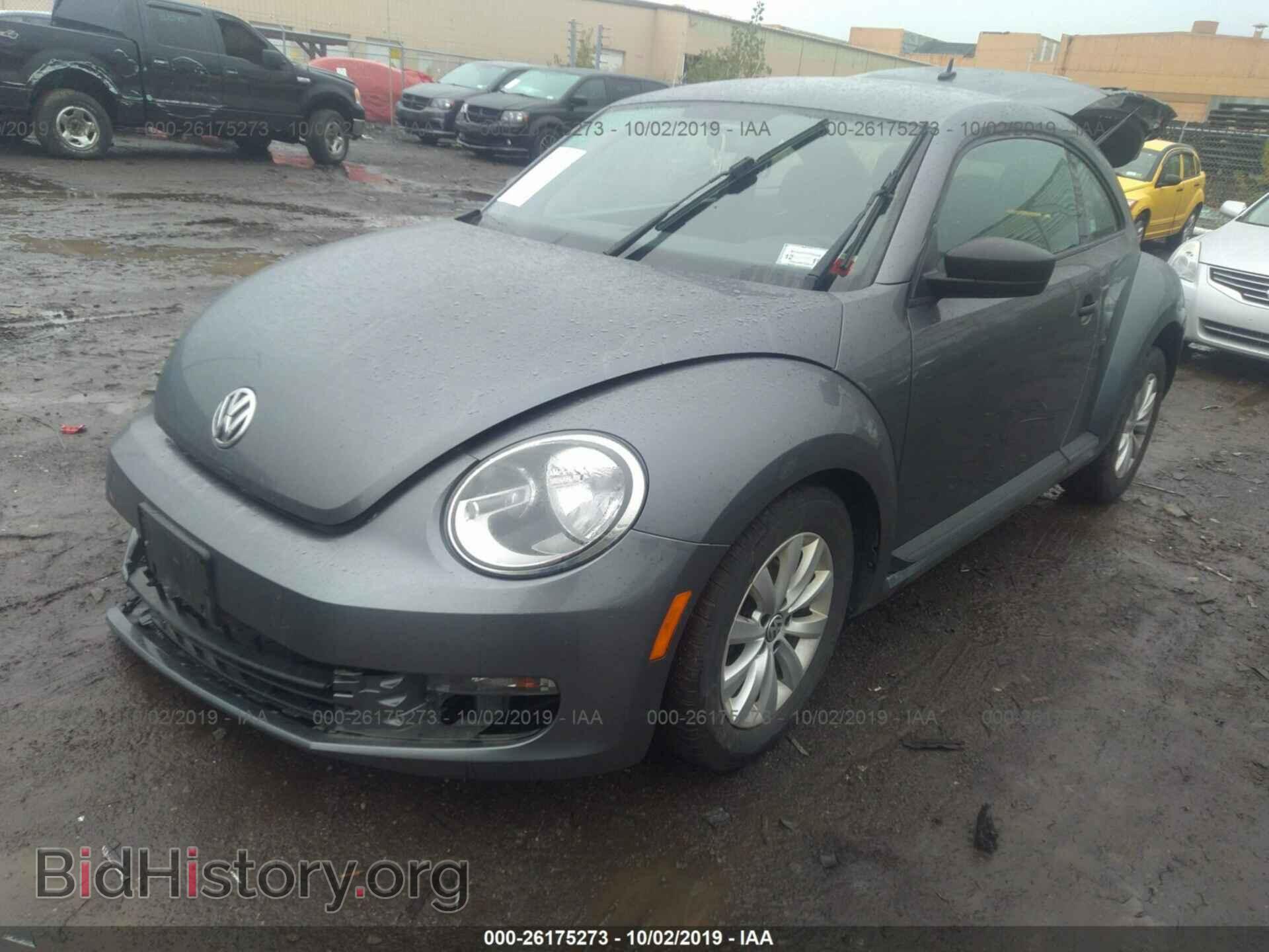 2014 VOLKSWAGEN BEETLE - VIN: 3VWFP7AT6EM623065 - Фото 2
