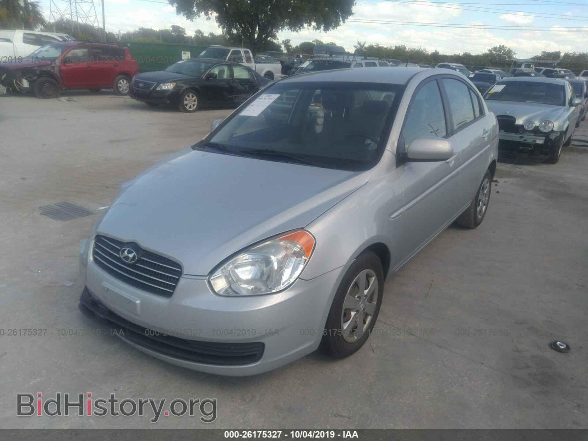 2011 HYUNDAI ACCENT - VIN: KMHCN4AC0BU585202 - Фото 2