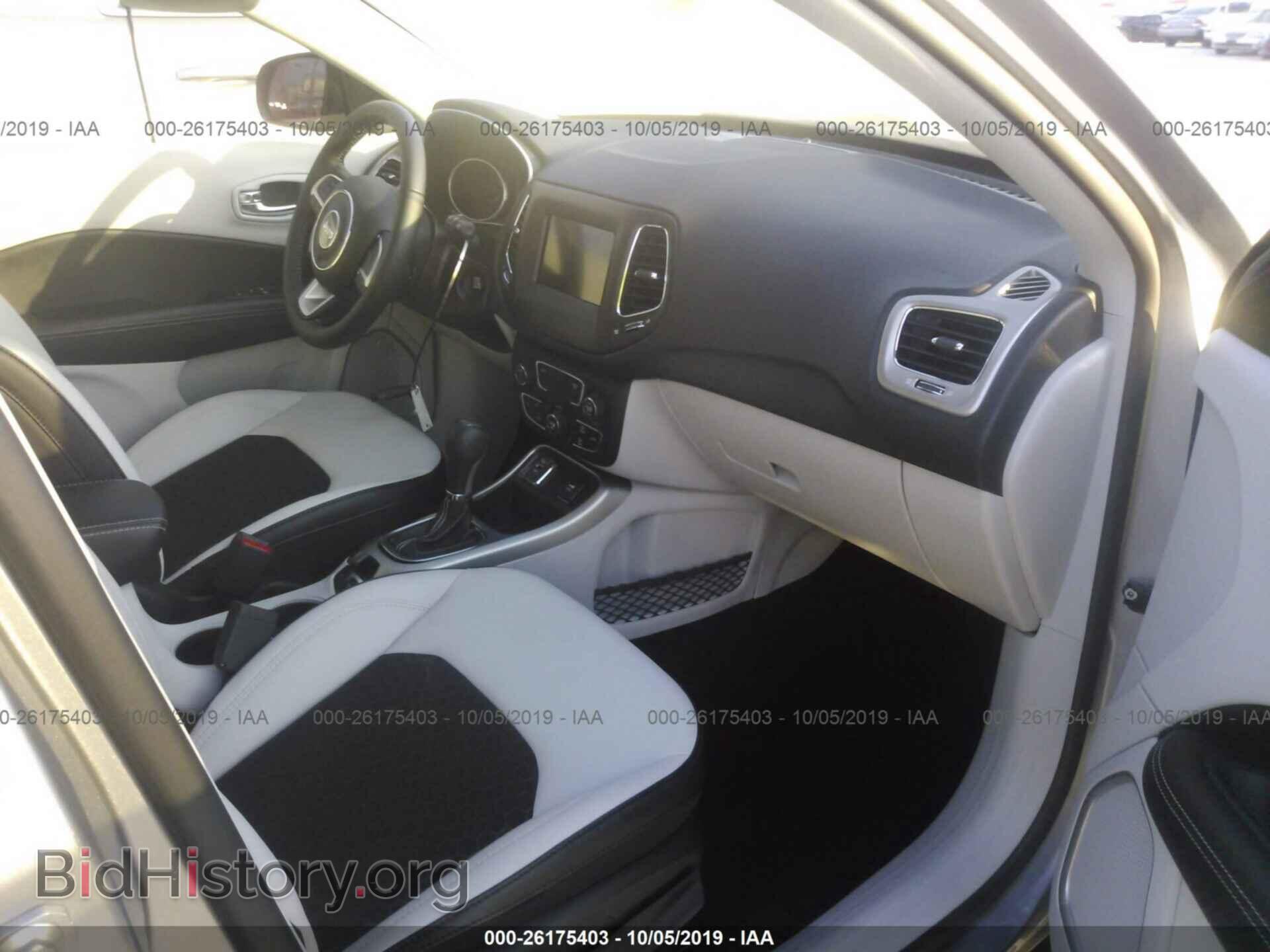 2019 JEEP COMPASS - VIN: 3C4NJCBB2KT832593 - Фото 5