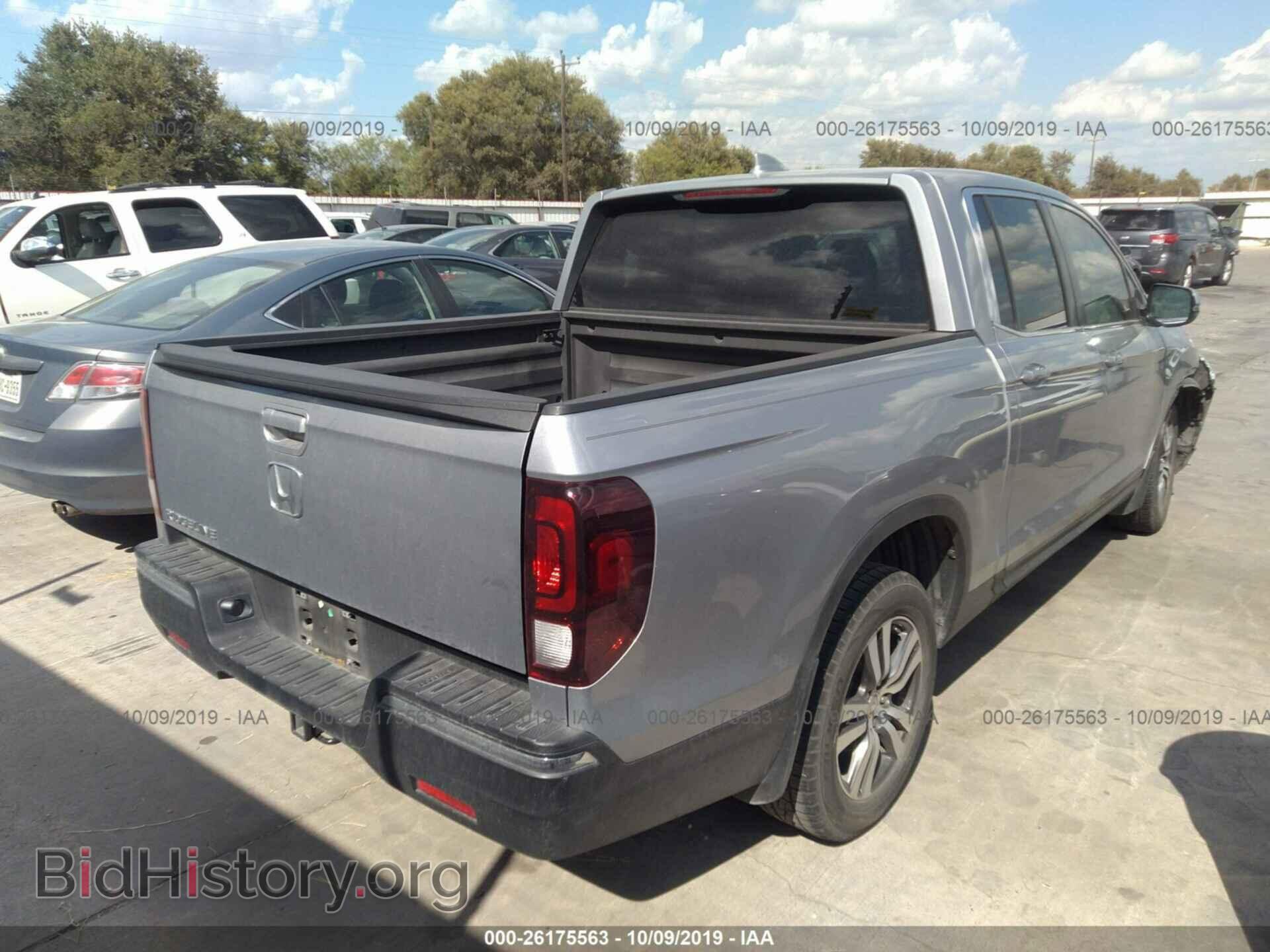 2017 HONDA RIDGELINE - VIN: 5FPYK2F4XHB002331 - Фото 4