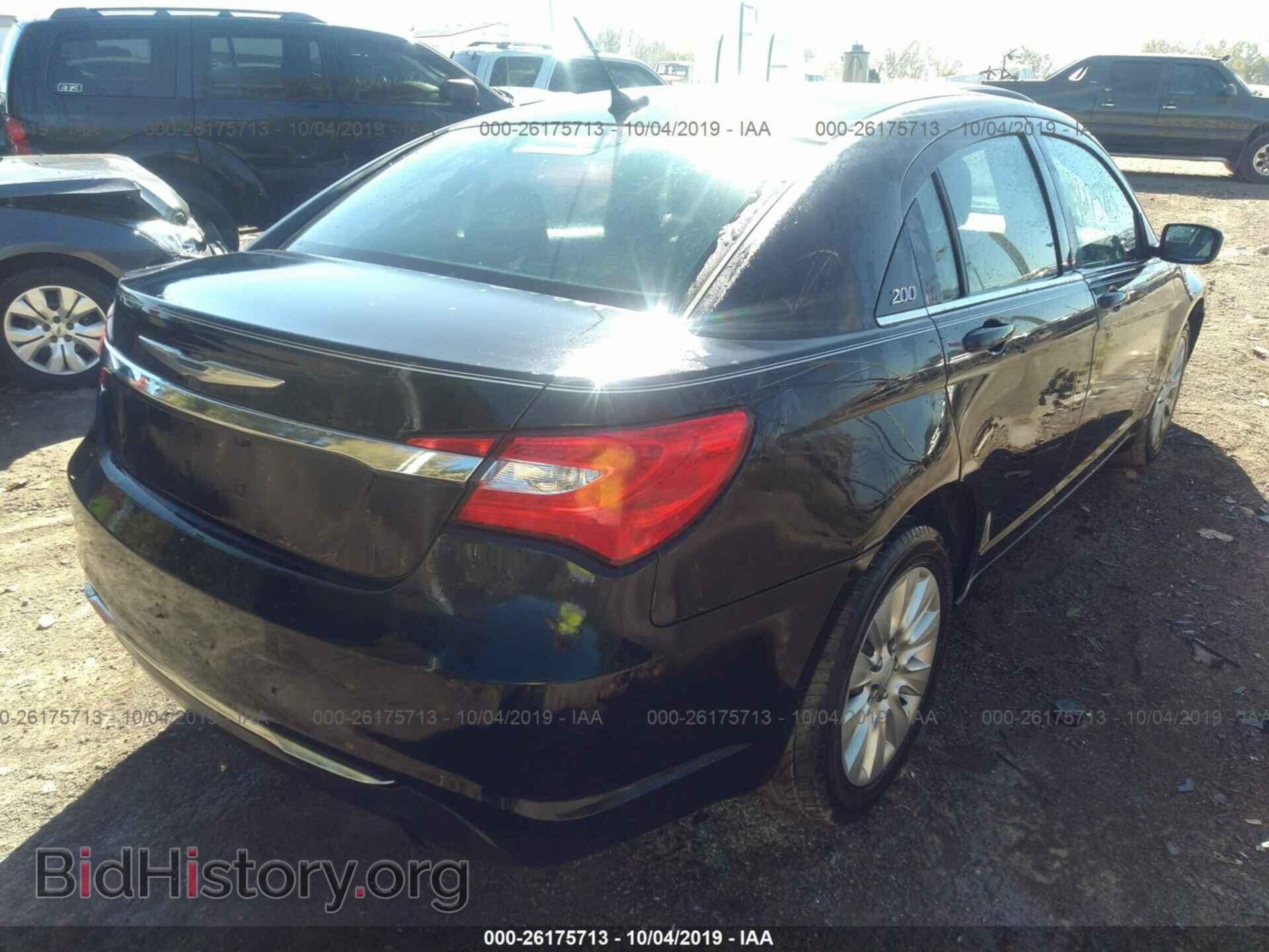 2013 CHRYSLER 200 - VIN: 1C3CCBAB4DN686590 - Фото 4