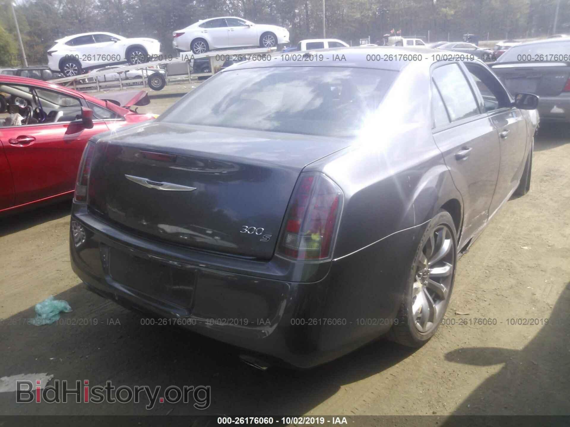 2014 CHRYSLER 300 - VIN: 2C3CCABG1EH376377 - Фото 4