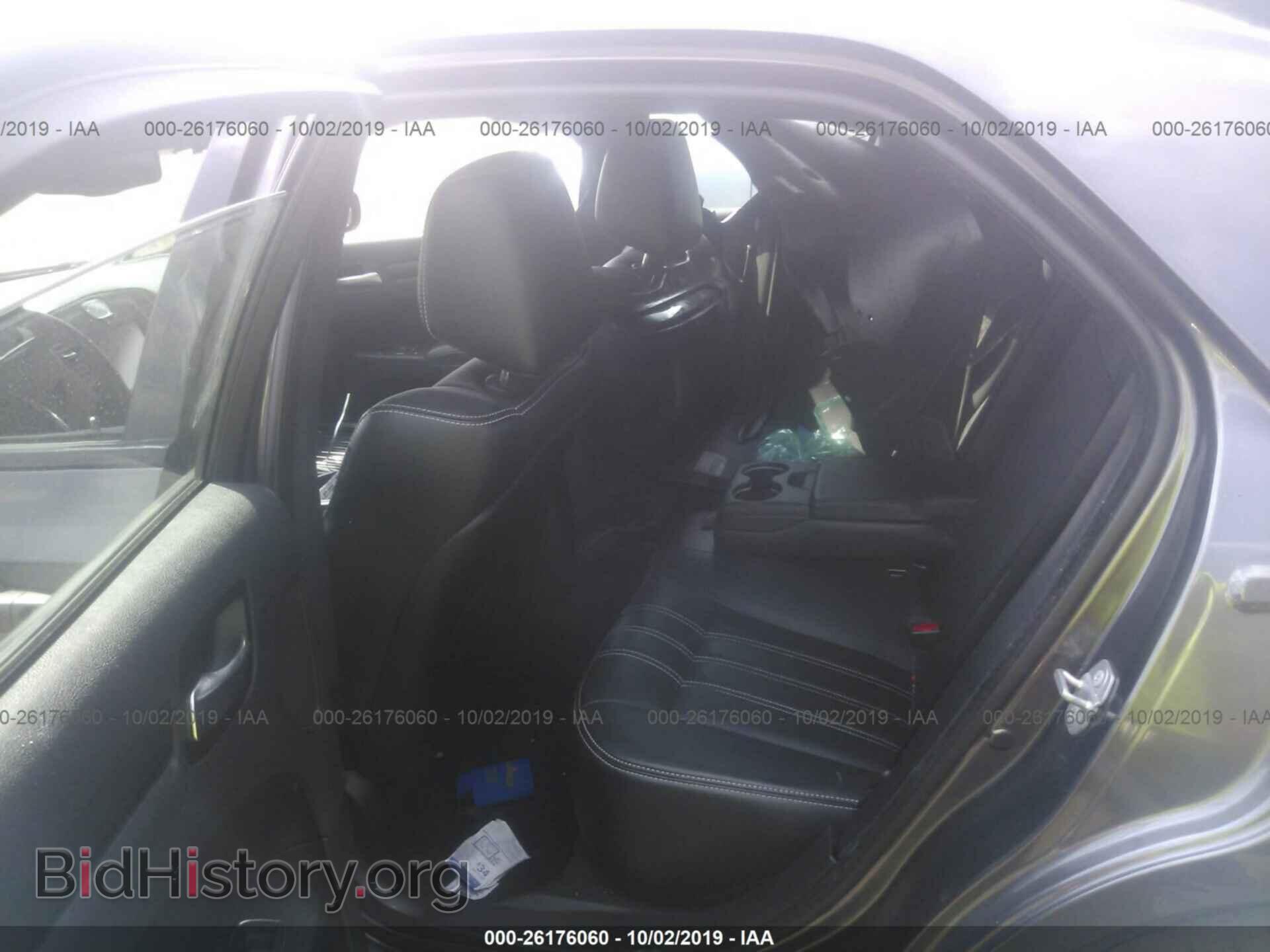 2014 CHRYSLER 300 - VIN: 2C3CCABG1EH376377 - Фото 8