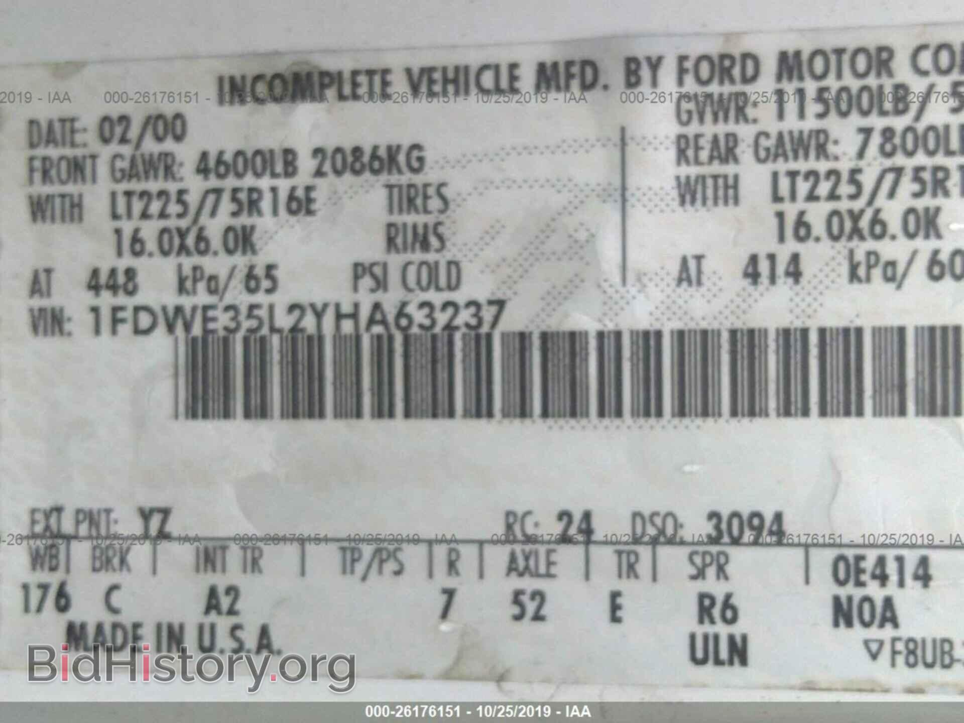 2000 FORD ECONOLINE - VIN: 1FDWE35L2YHA63237 - Фото 9