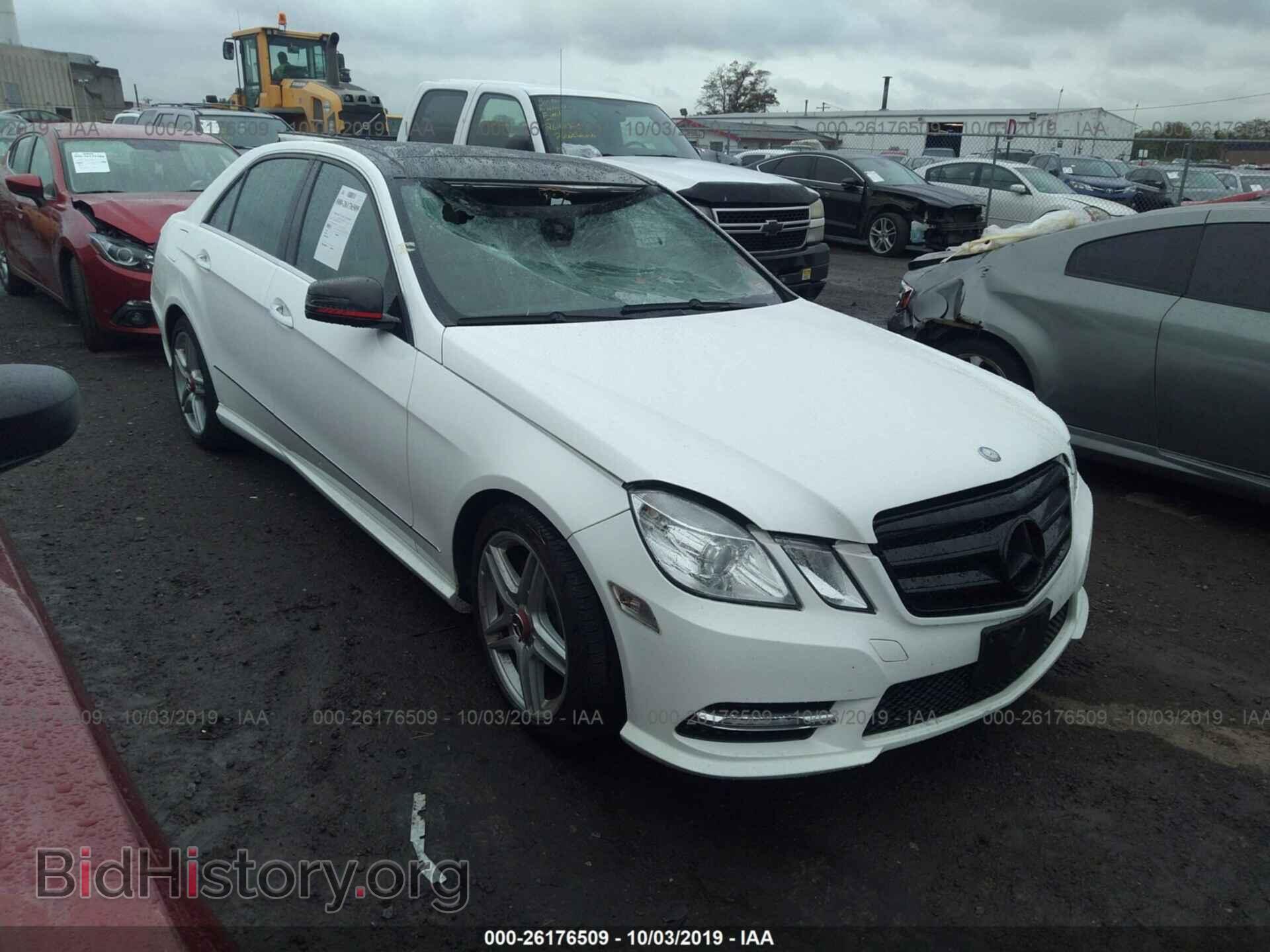Photo WDDHF8JB8DA686908 - MERCEDES-BENZ E 2013