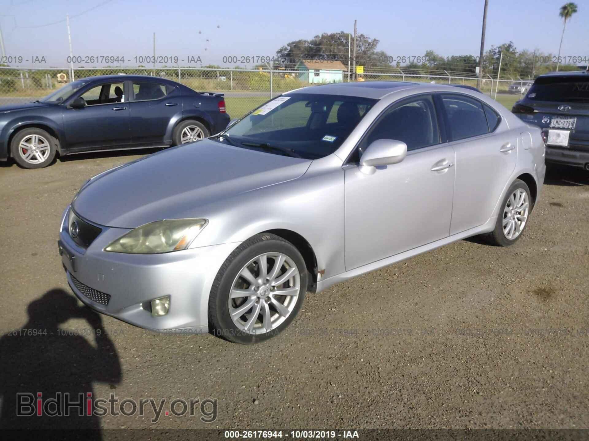 2007 LEXUS IS - VIN: JTHCK262872011336 - Фото 2