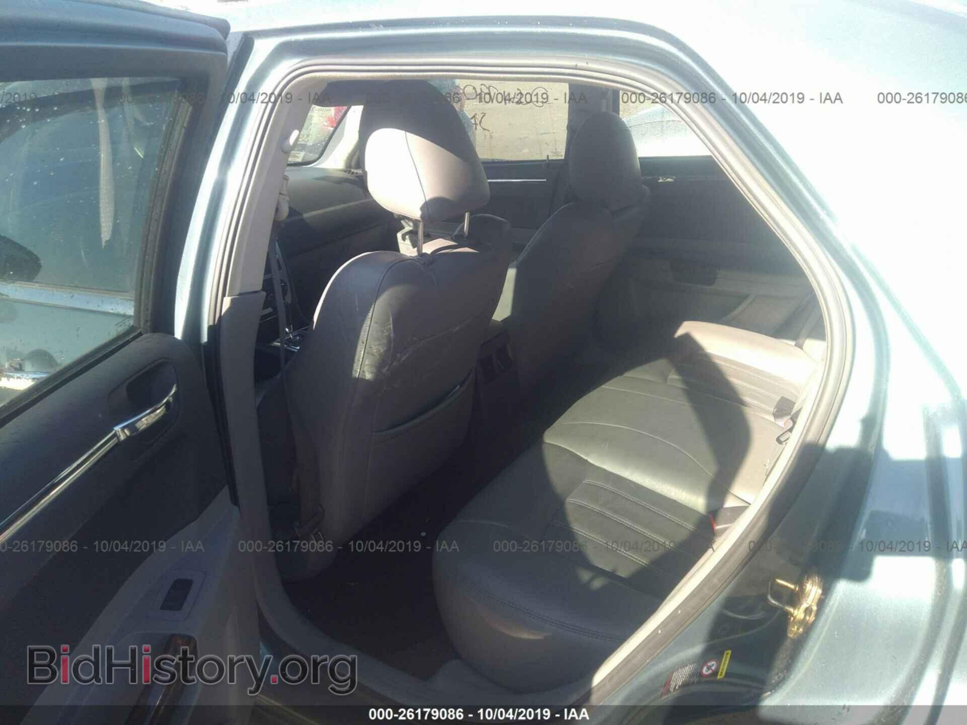 2005 CHRYSLER 300C - VIN: 2C3AA63H45H651709 - Фото 8