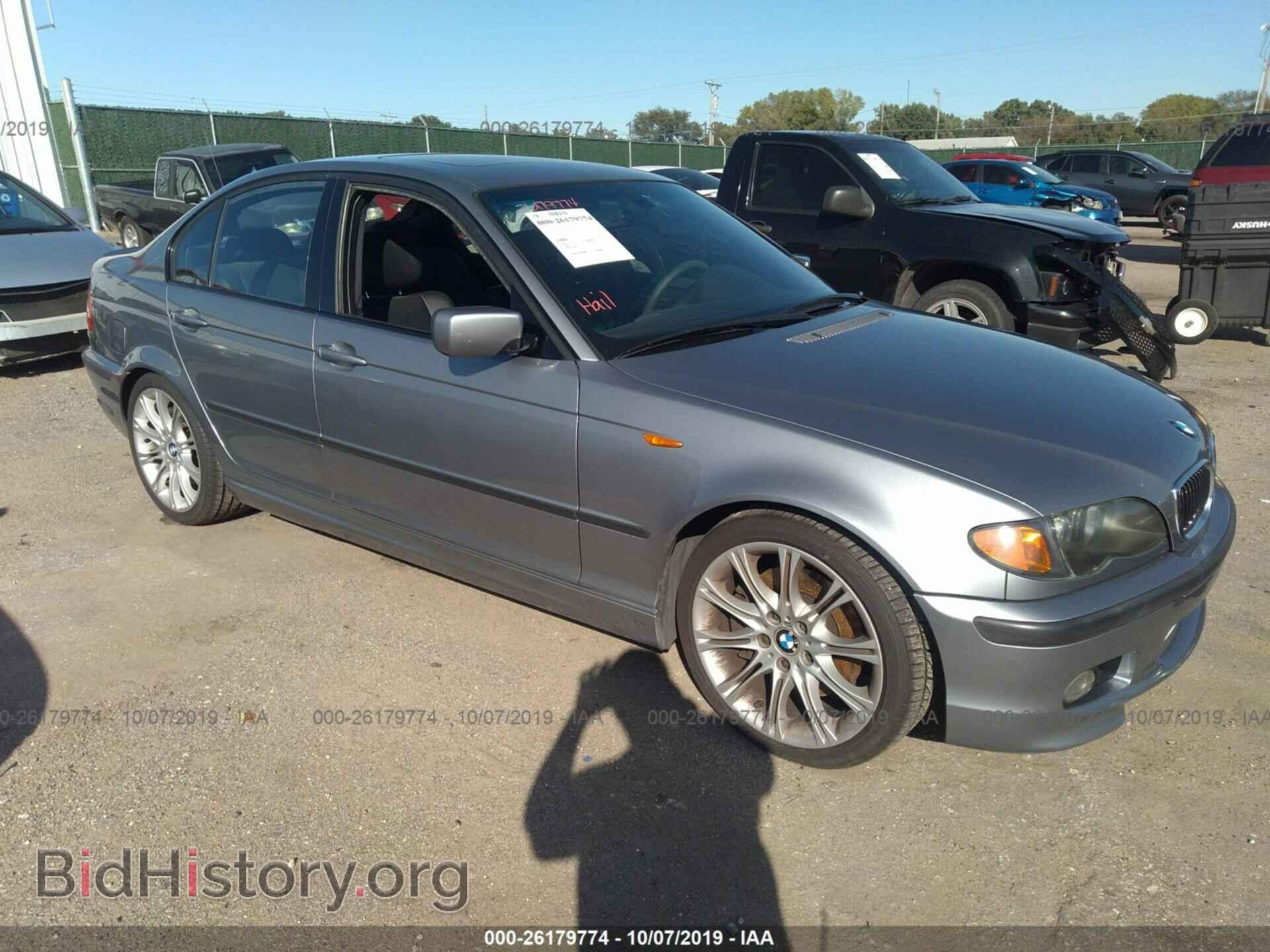 Photo WBAEV53414KM07402 - BMW 330 2004