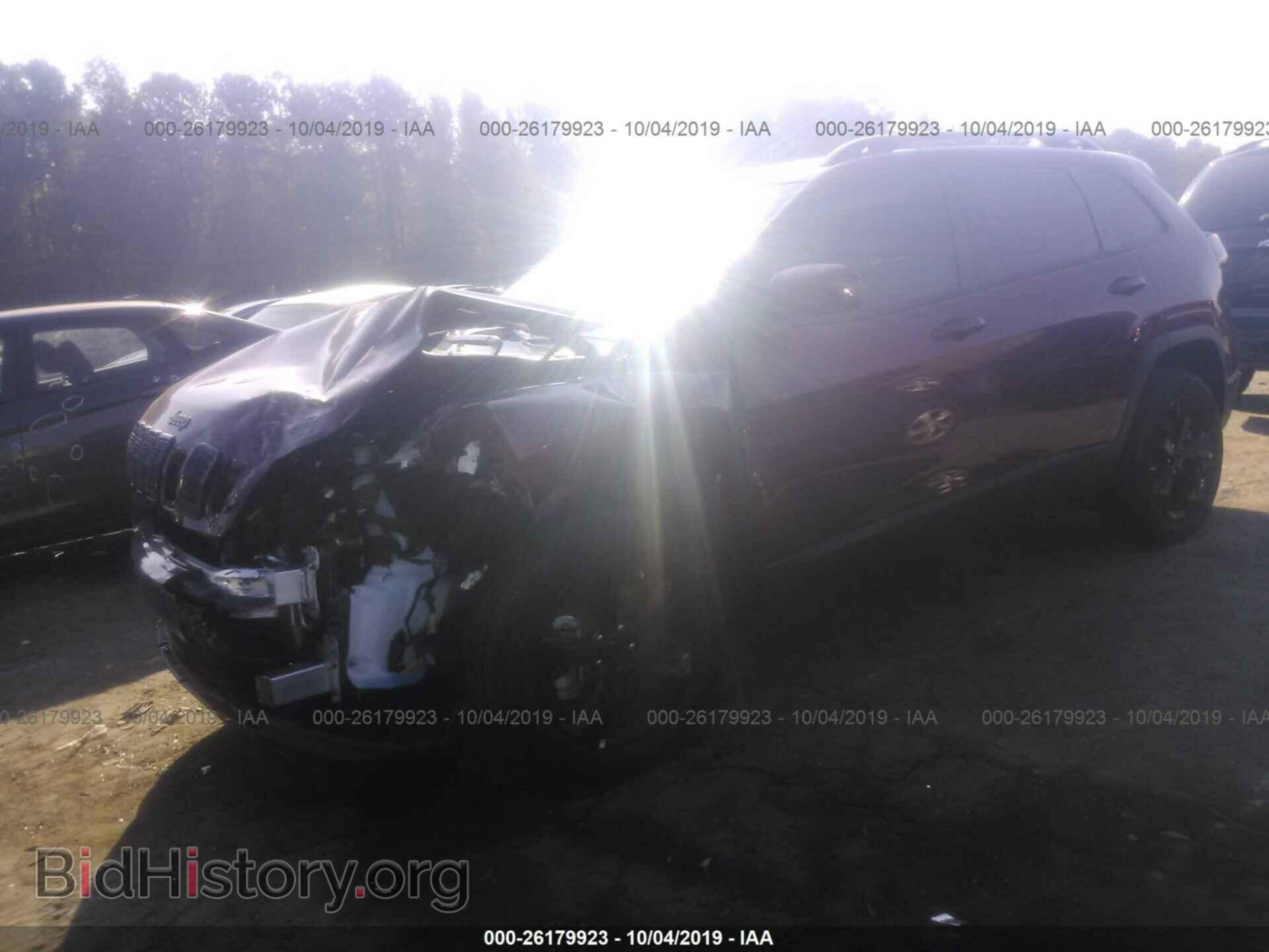 2019 JEEP CHEROKEE - VIN: 1C4PJMLB4KD426088 - Photo 2
