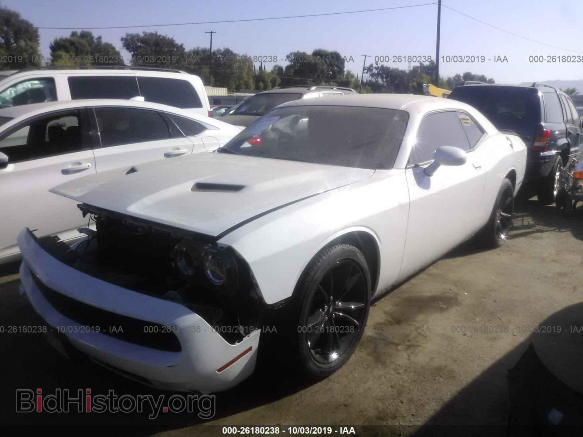 2018 DODGE CHALLENGER - VIN: 2C3CDZAG8JH236642 - Фото 2