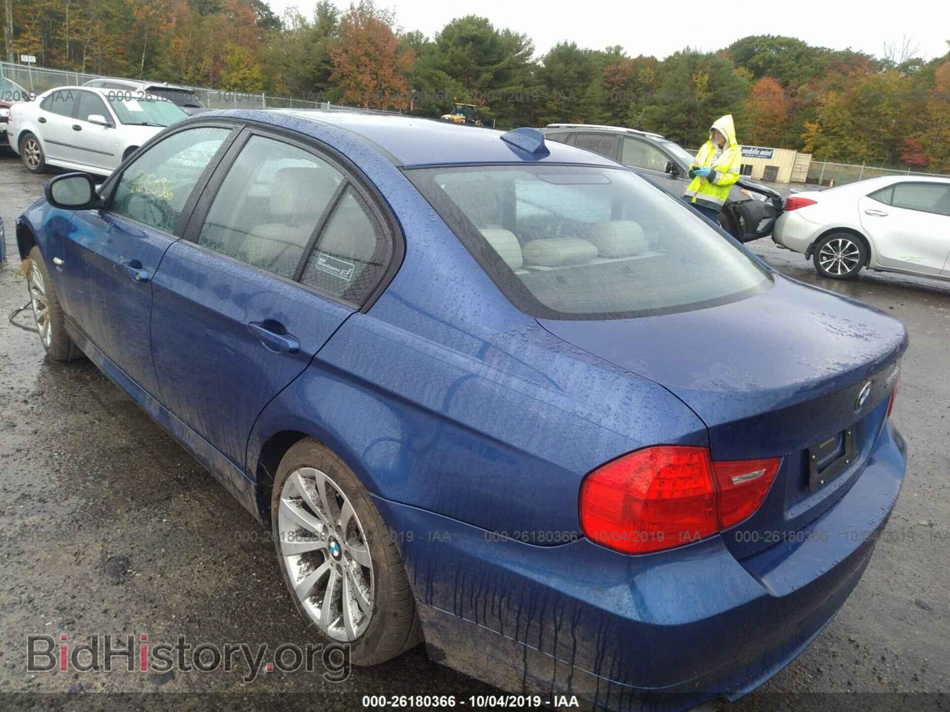 2011 BMW 328 - VIN: WBAPK7C55BA817516 - Фото 3