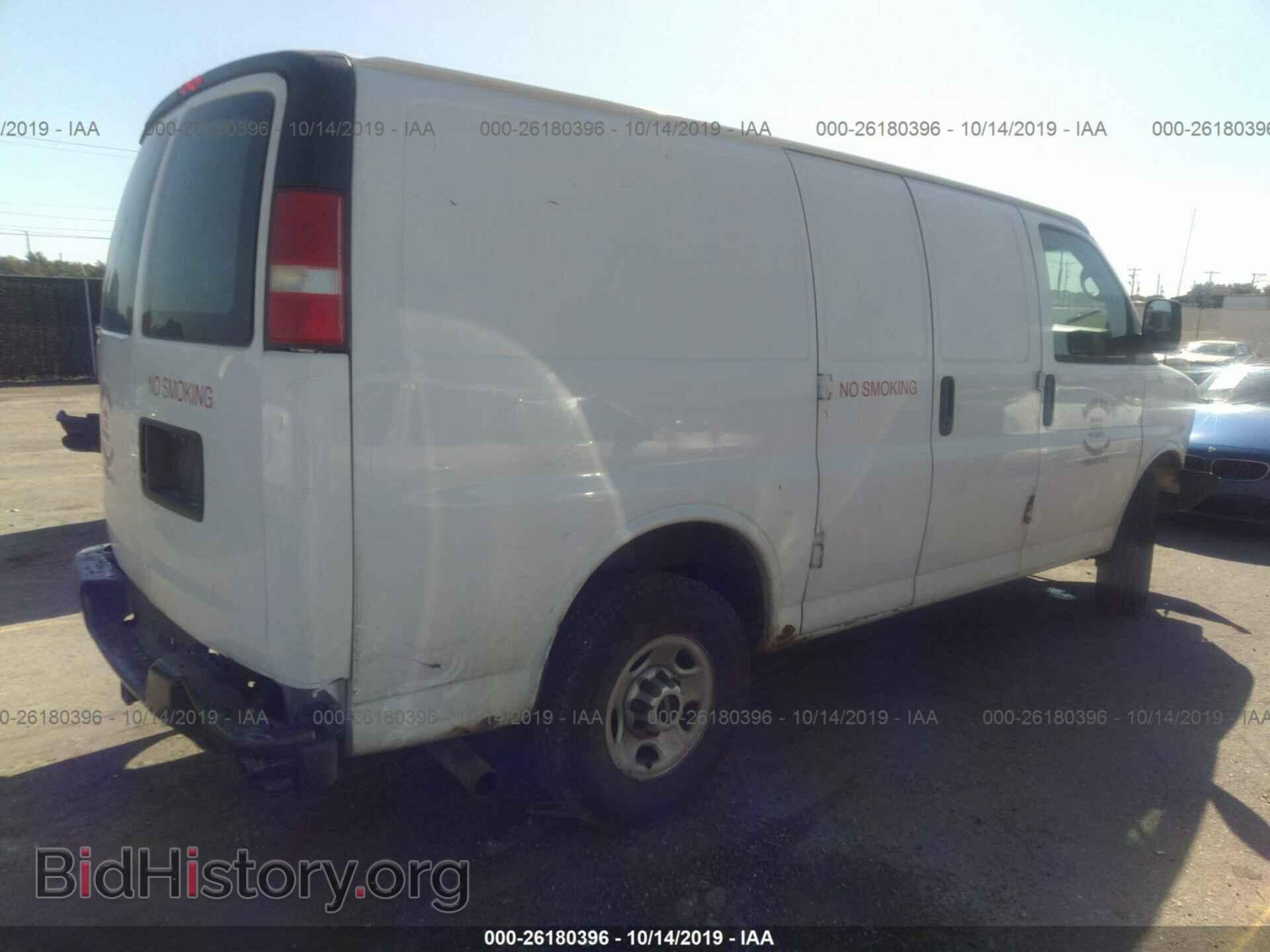 2010 GMC SAVANA - VIN: 1GT2GTAG0A1181193 - Фото 4