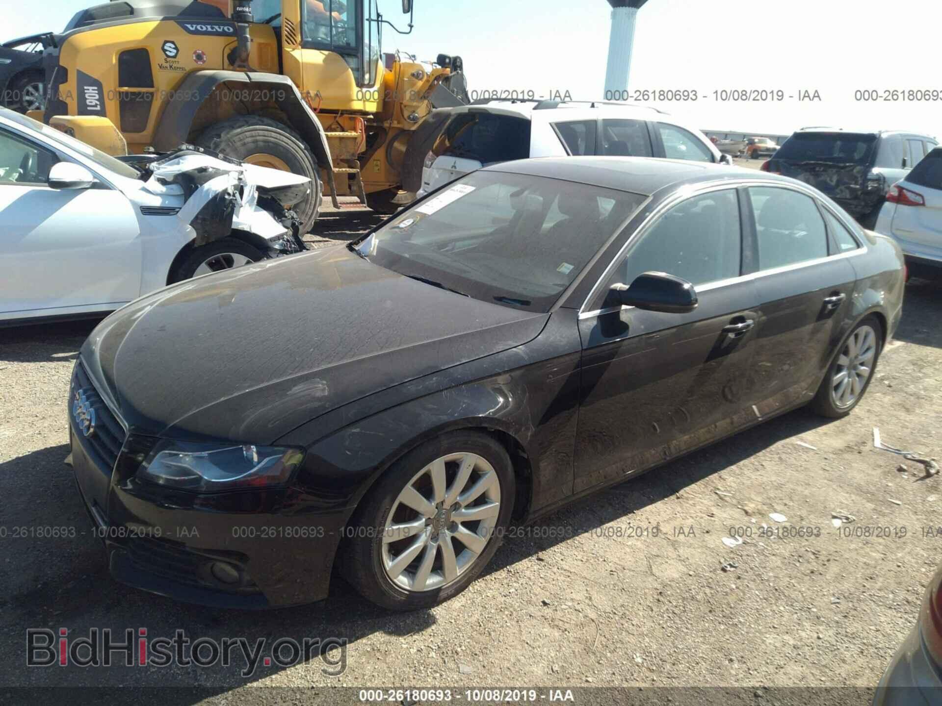 2011 AUDI A4 - VIN: WAUFFAFL6BN055698 - Фото 2