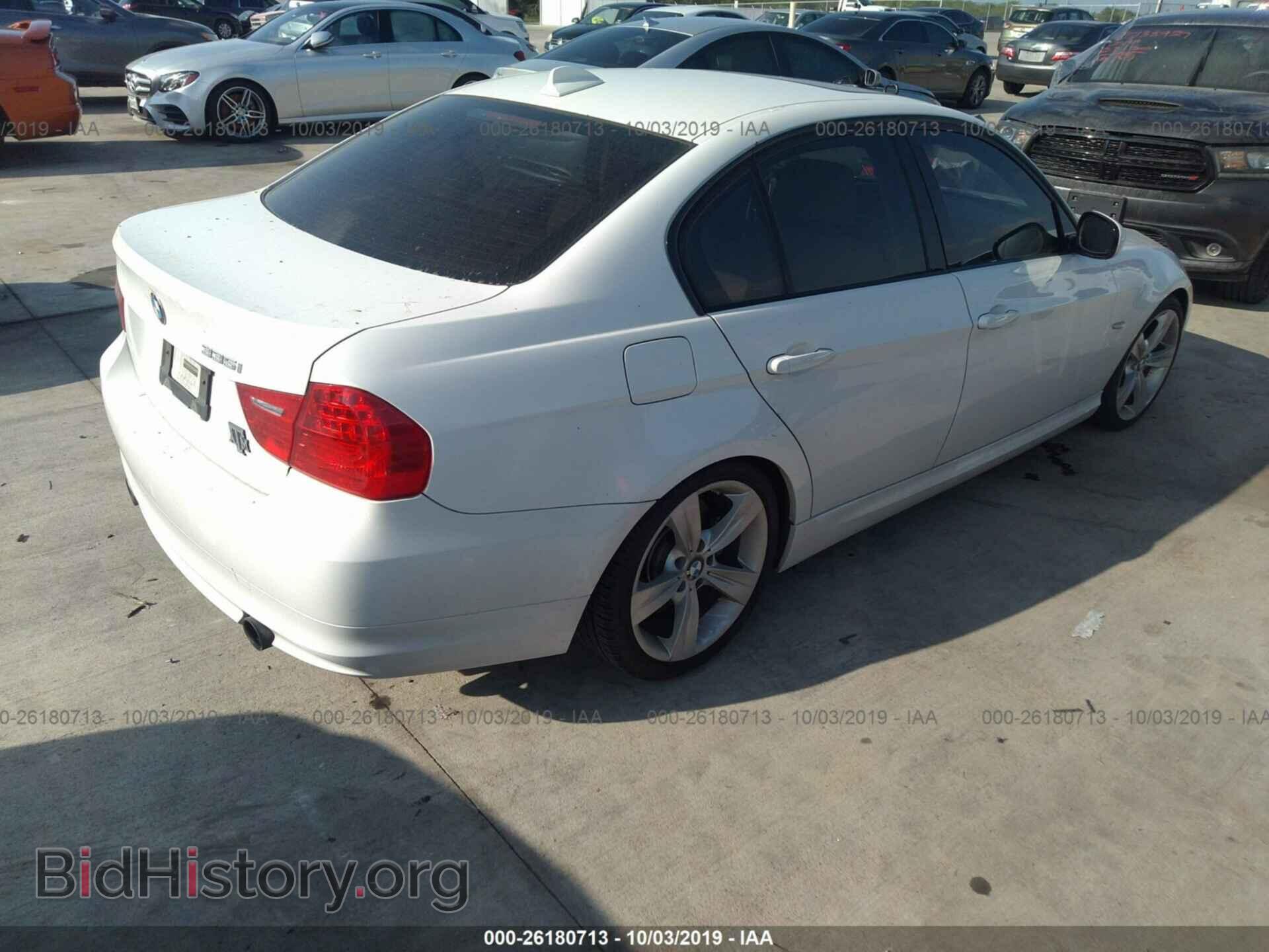 2011 BMW 335 - VIN: WBAPM5C57BE575464 - Фото 4