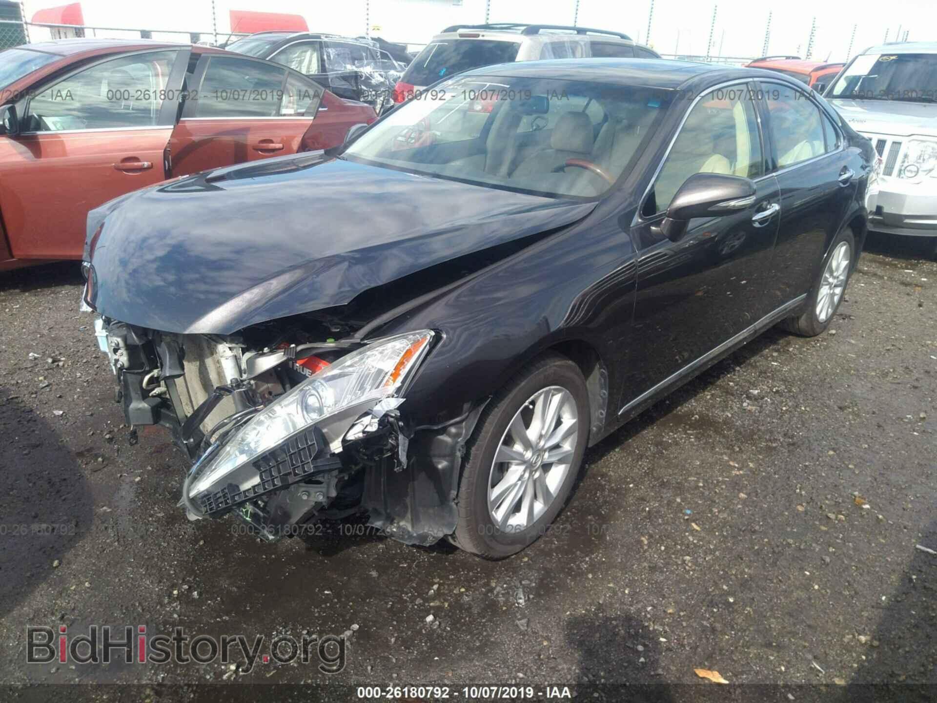 2011 LEXUS ES - VIN: JTHBK1EG0B2466628 - Photo 2