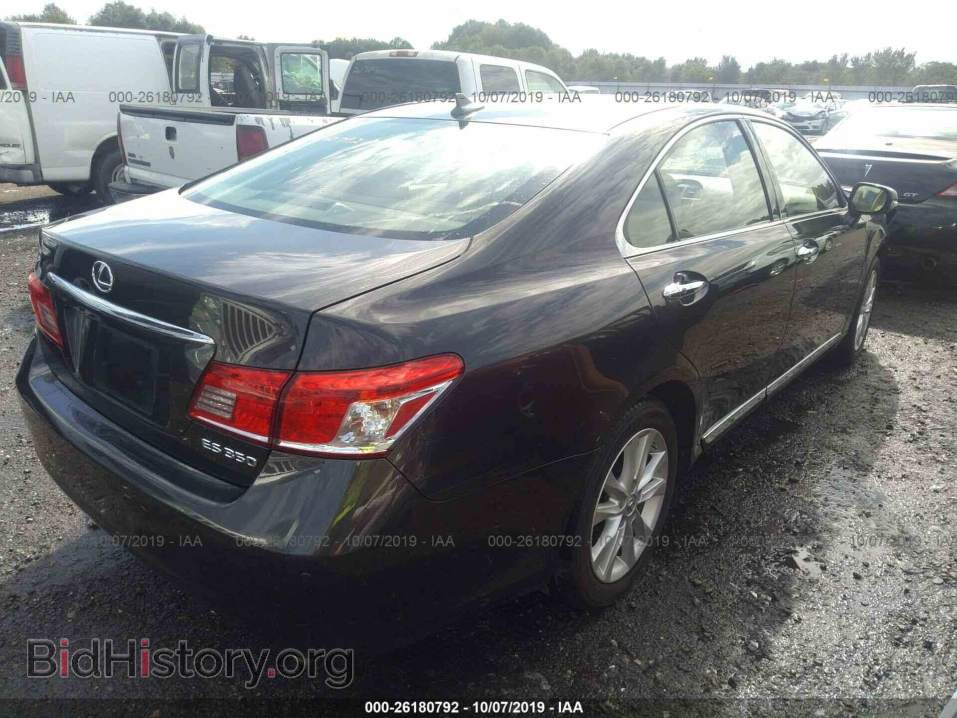 2011 LEXUS ES - VIN: JTHBK1EG0B2466628 - Photo 4