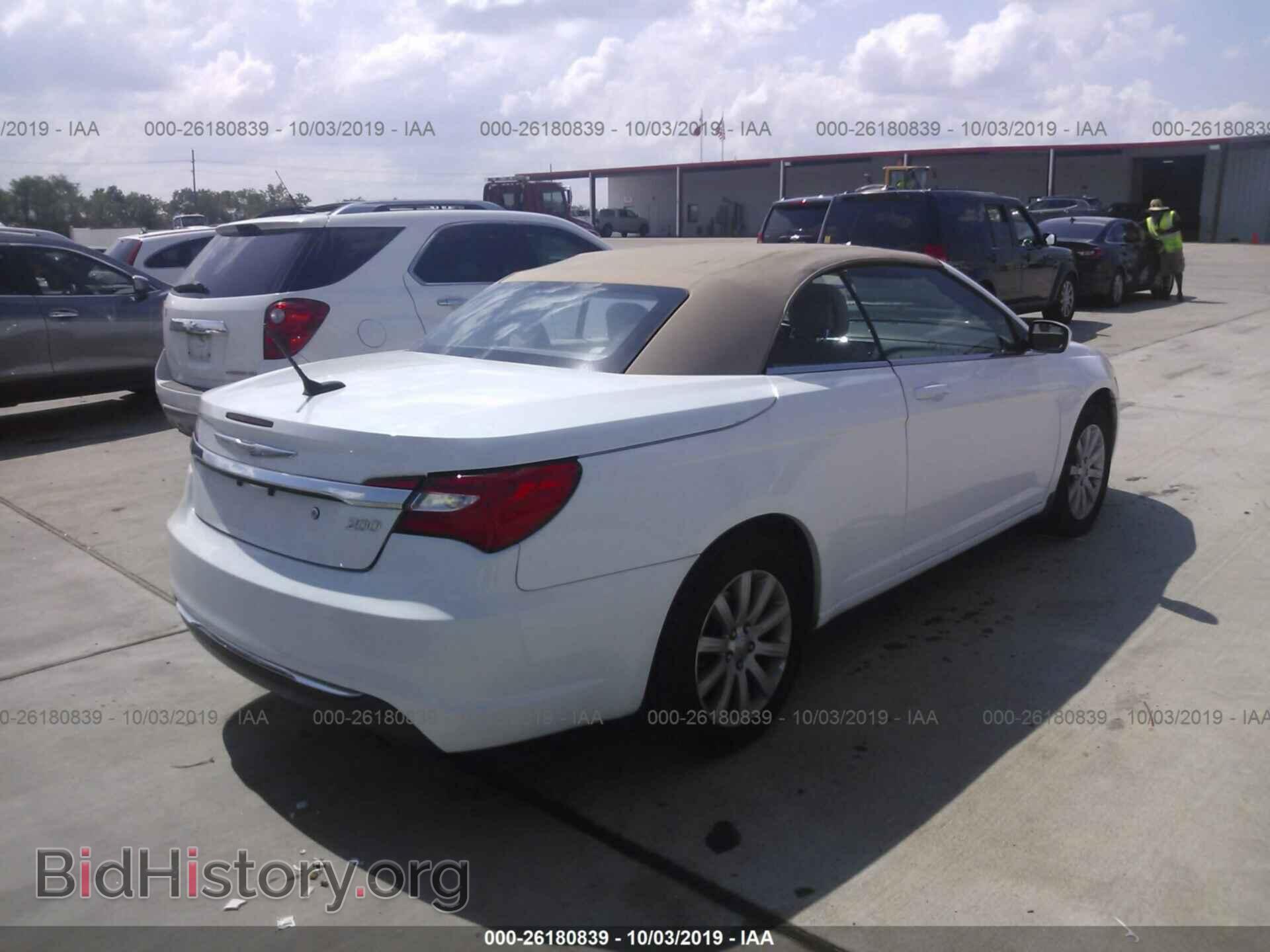 2013 CHRYSLER 200 - VIN: 1C3BCBEB5DN511366 - Фото 4
