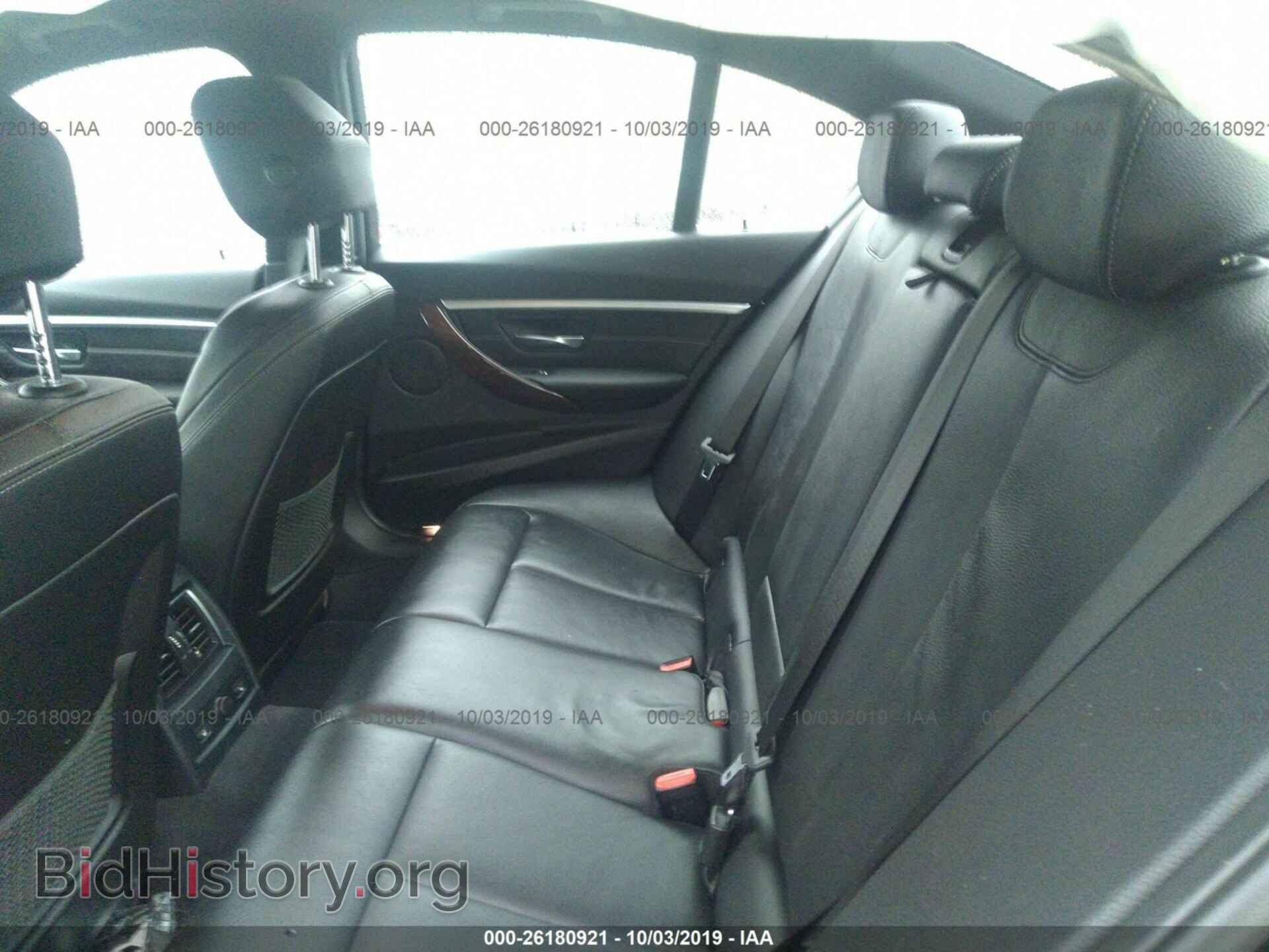 2018 BMW 330 - VIN: WBA8D9C58JEM32081 - Фото 8
