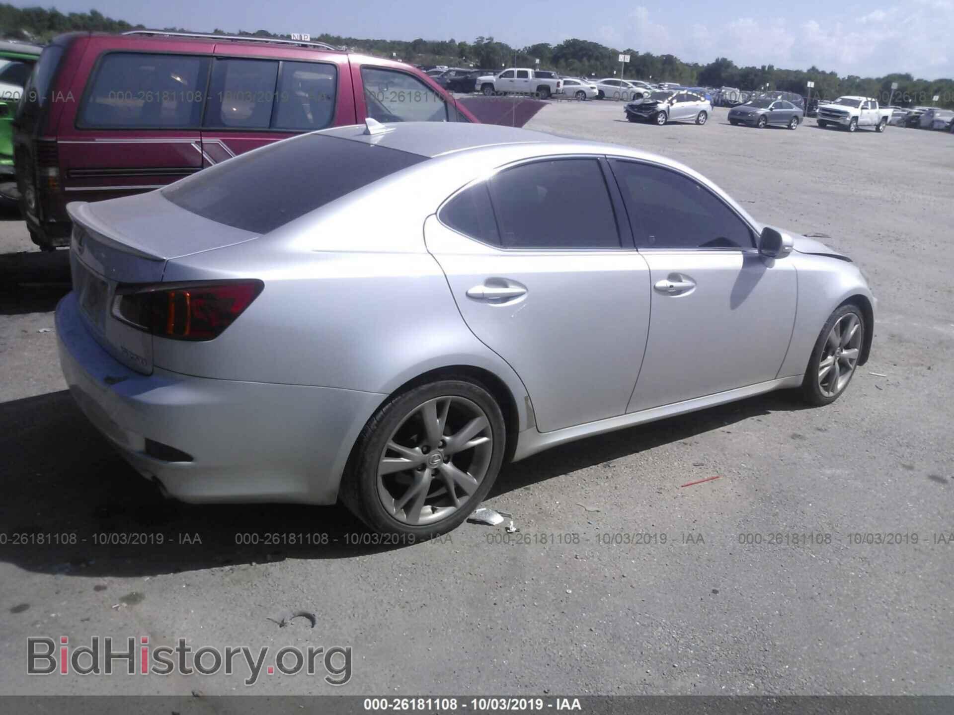 2010 LEXUS IS - VIN: JTHBF5C29A5111859 - Фото 4