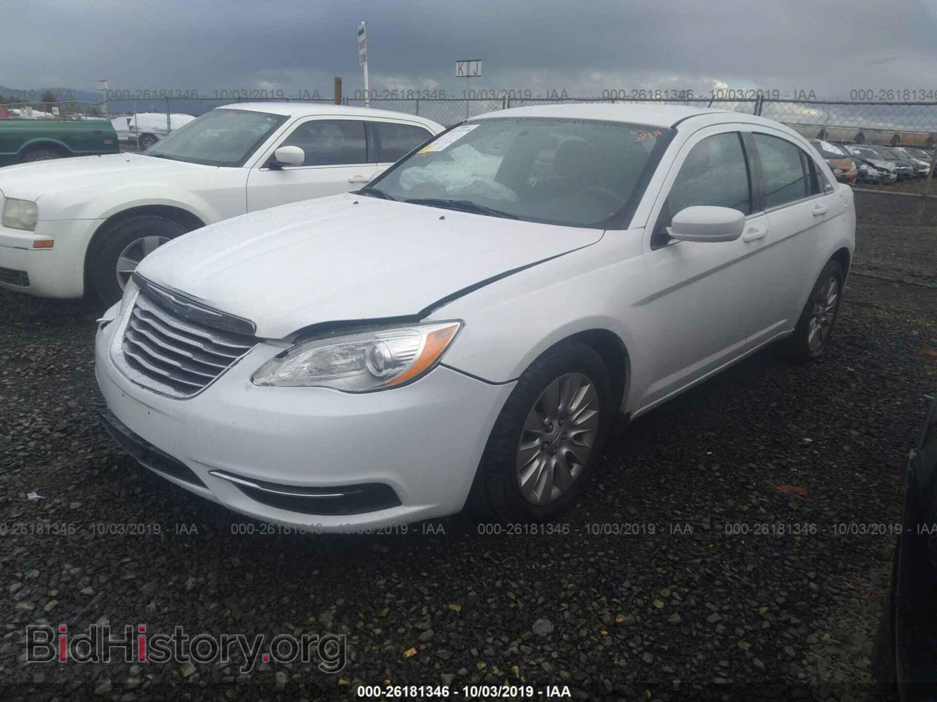 2014 CHRYSLER 200 - VIN: 1C3CCBAB2EN206001 - Photo 2