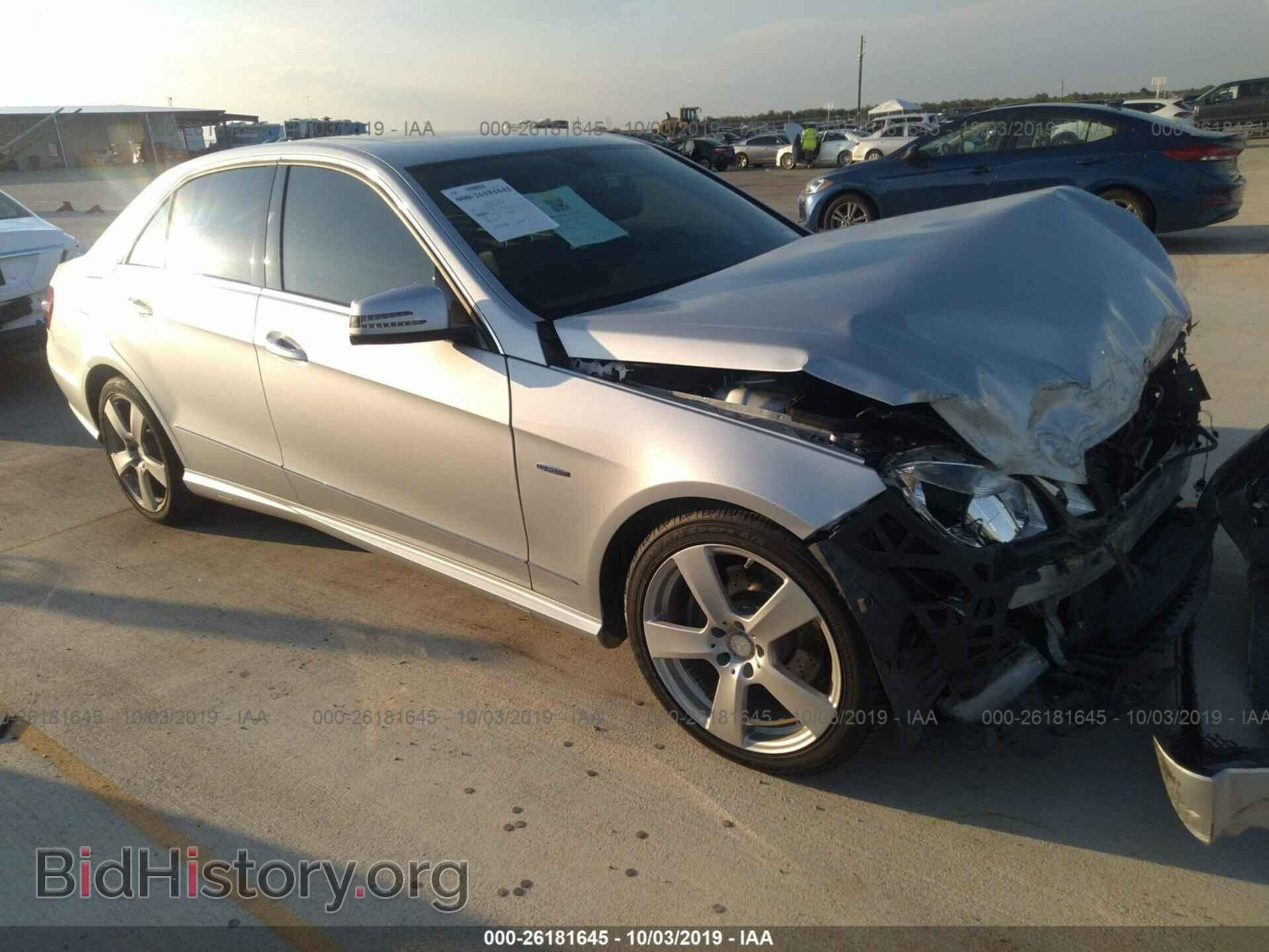 Photo WDDHF5KB1CA606392 - MERCEDES-BENZ E 2012