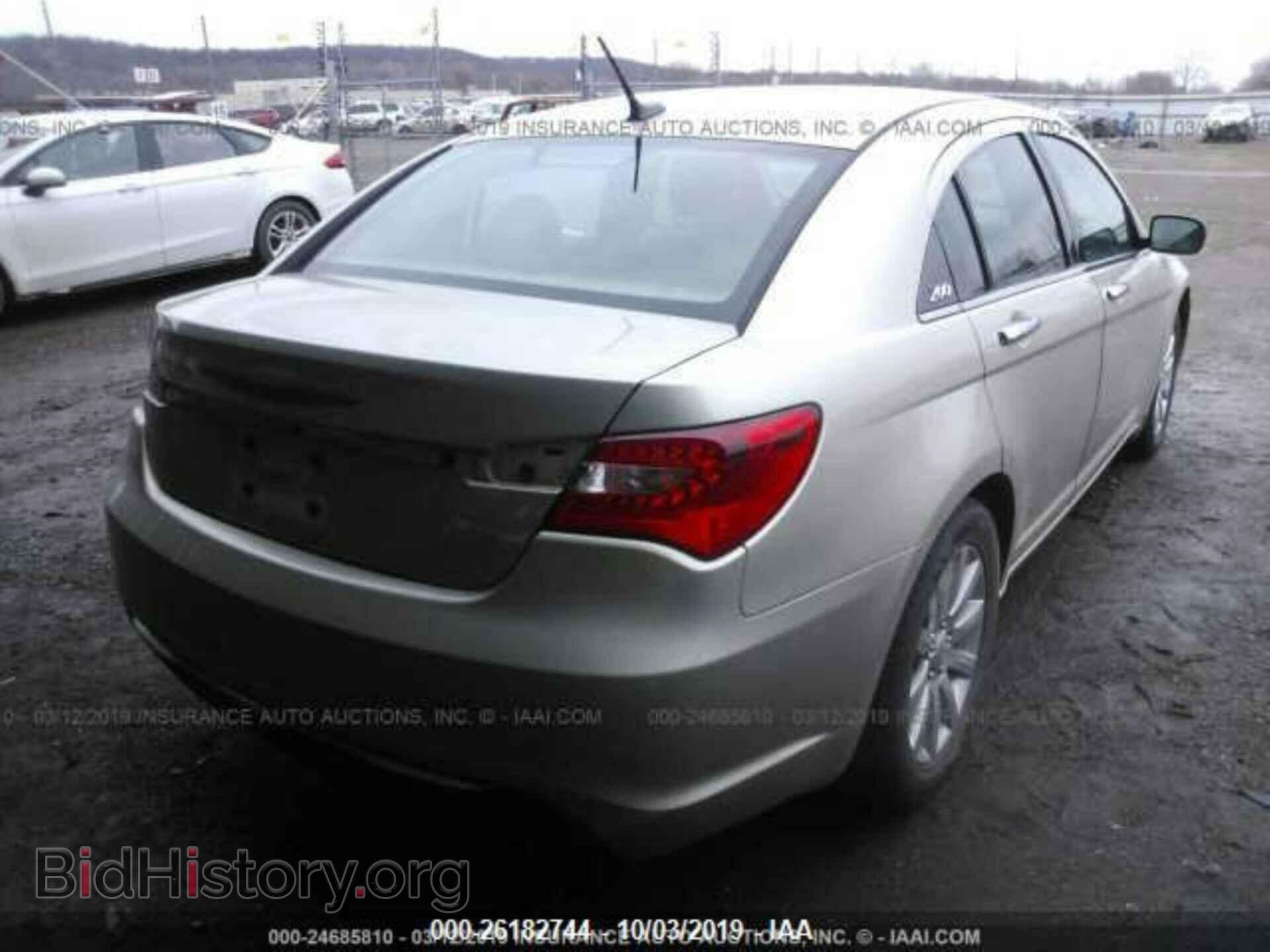 2013 CHRYSLER 200 - VIN: 1C3CCBCG5DN609915 - Photo 4