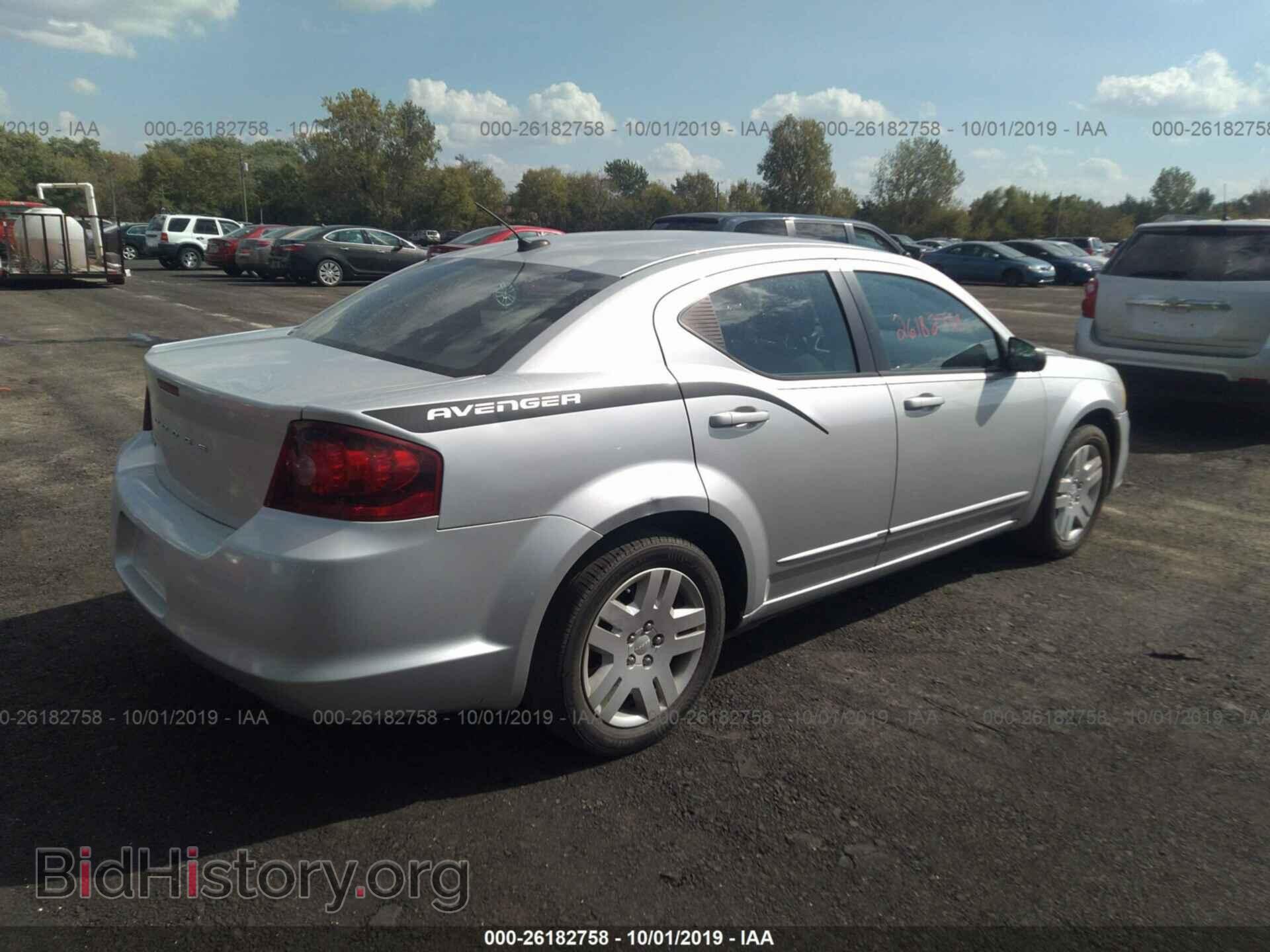 2011 DODGE AVENGER - VIN: 1B3BD4FBXBN586775 - Фото 4