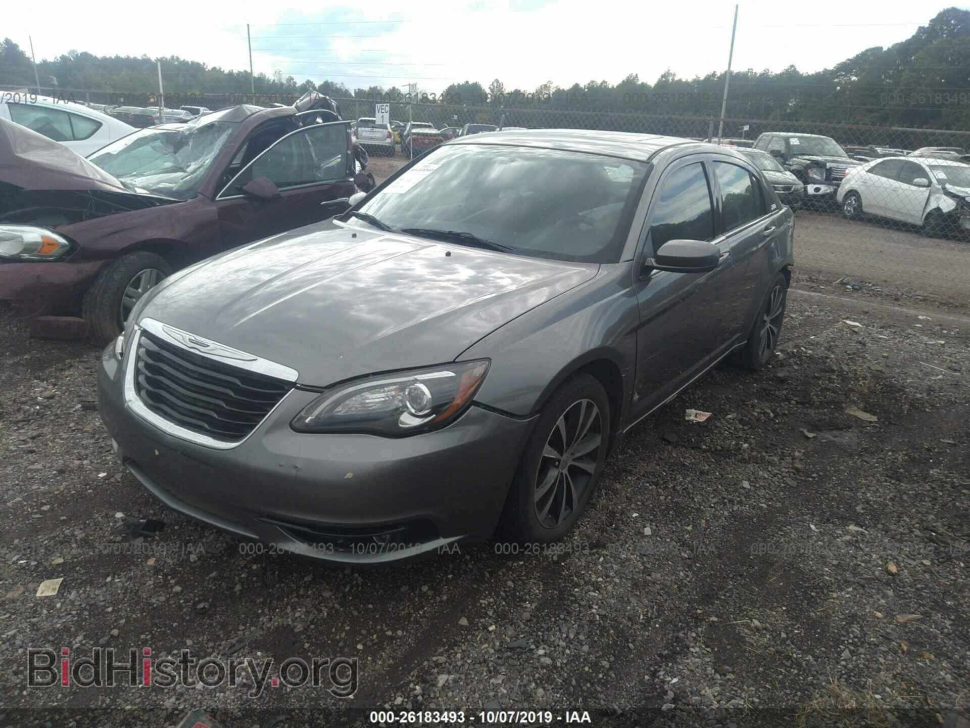 2012 CHRYSLER 200 - VIN: 1C3CCBBG3CN303814 - Photo 2