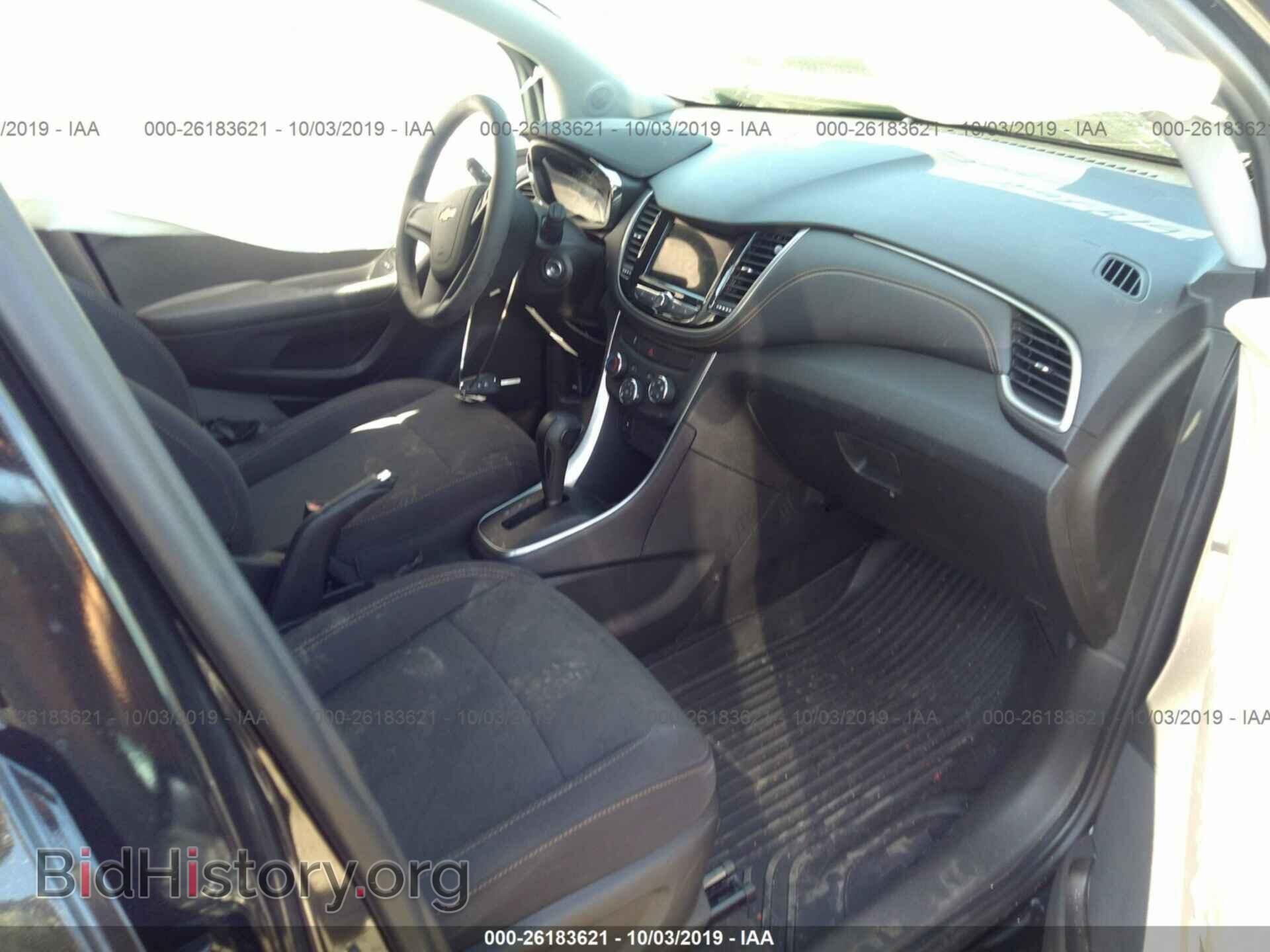 2019 CHEVROLET TRAX - VIN: 3GNCJKSB3KL385913 - Фото 5