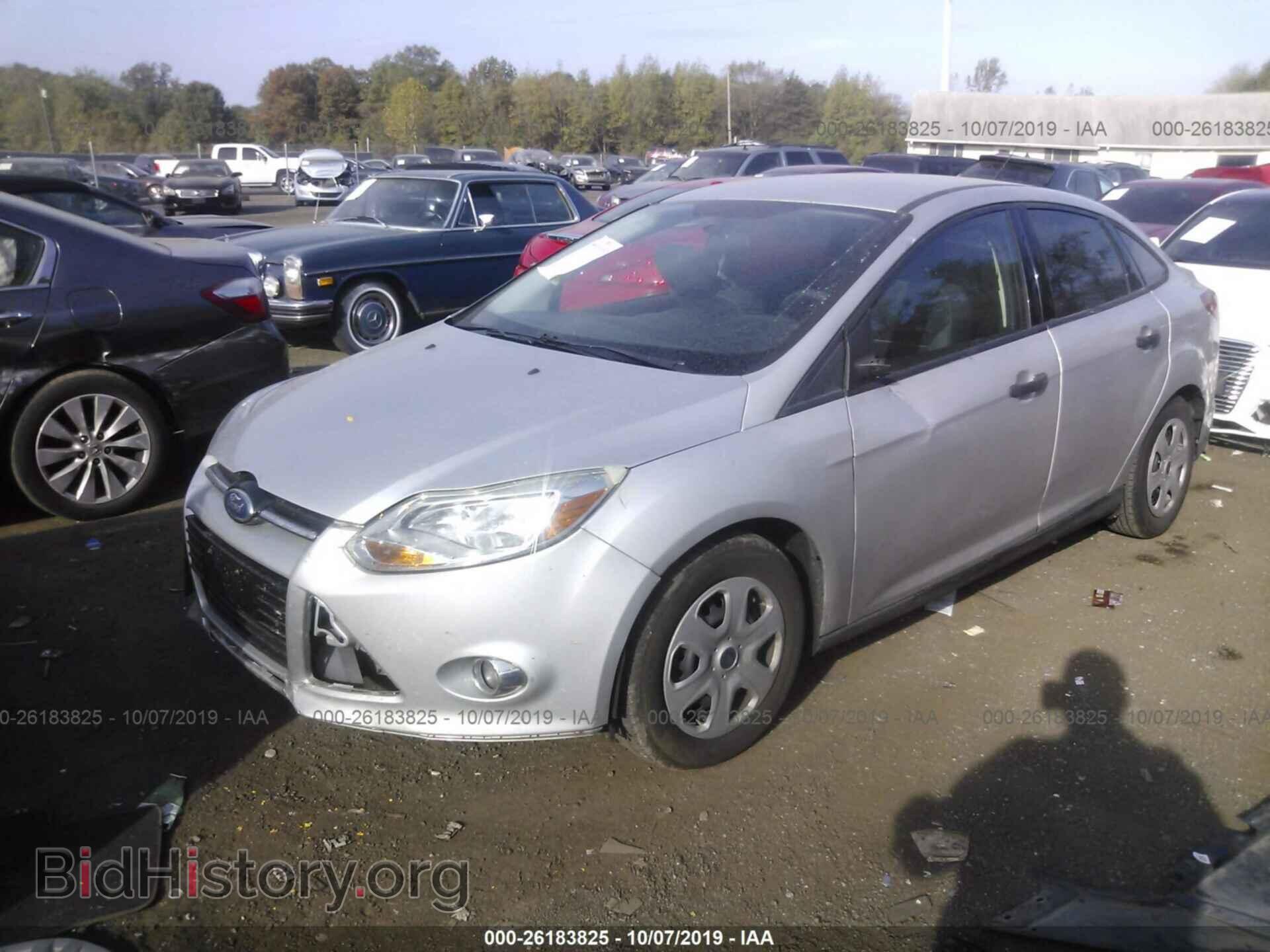 2014 FORD FOCUS - VIN: 1FADP3E23EL247775 - Фото 2