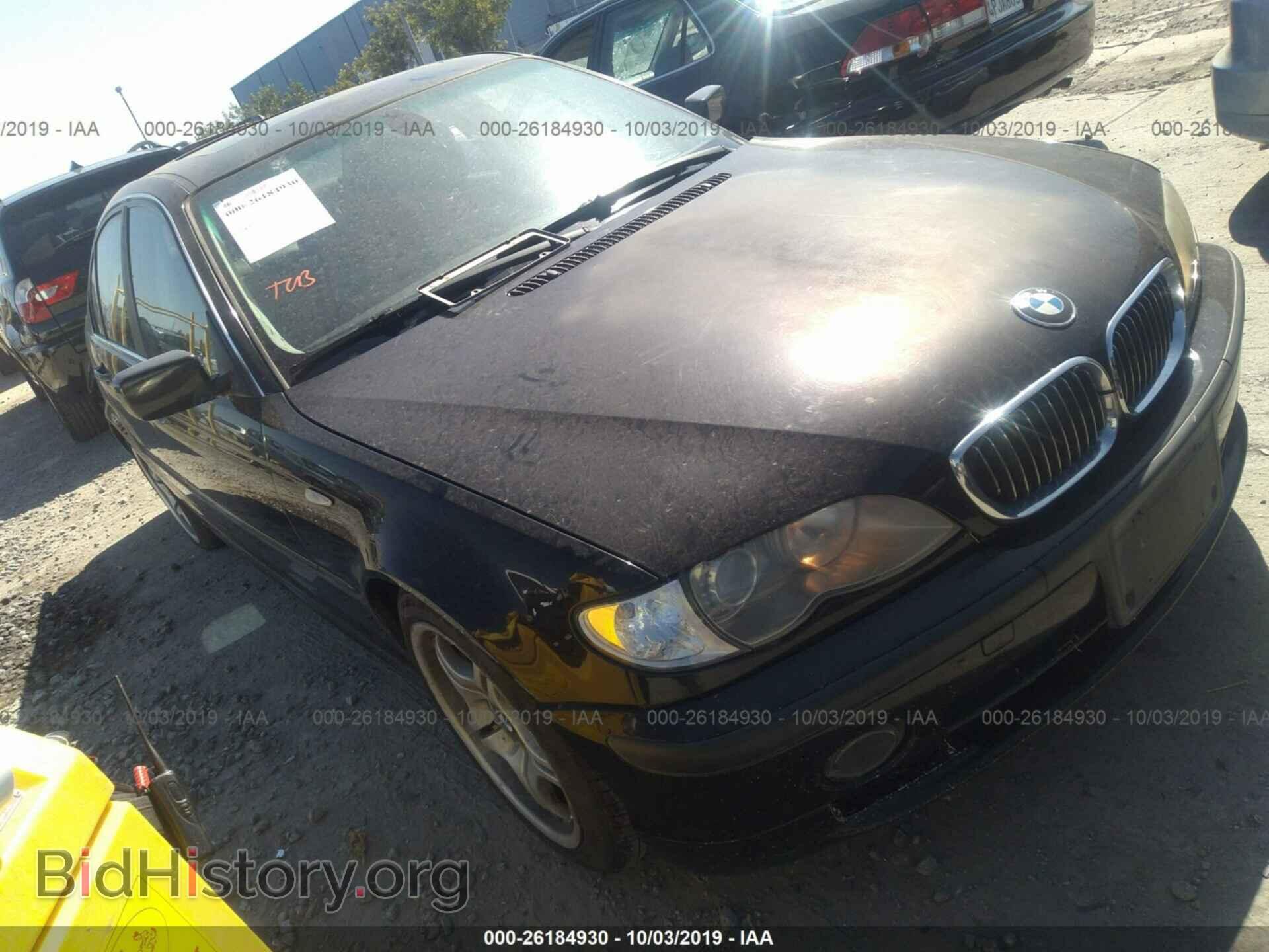 Photo WBAEV53482KM20841 - BMW 330 2002