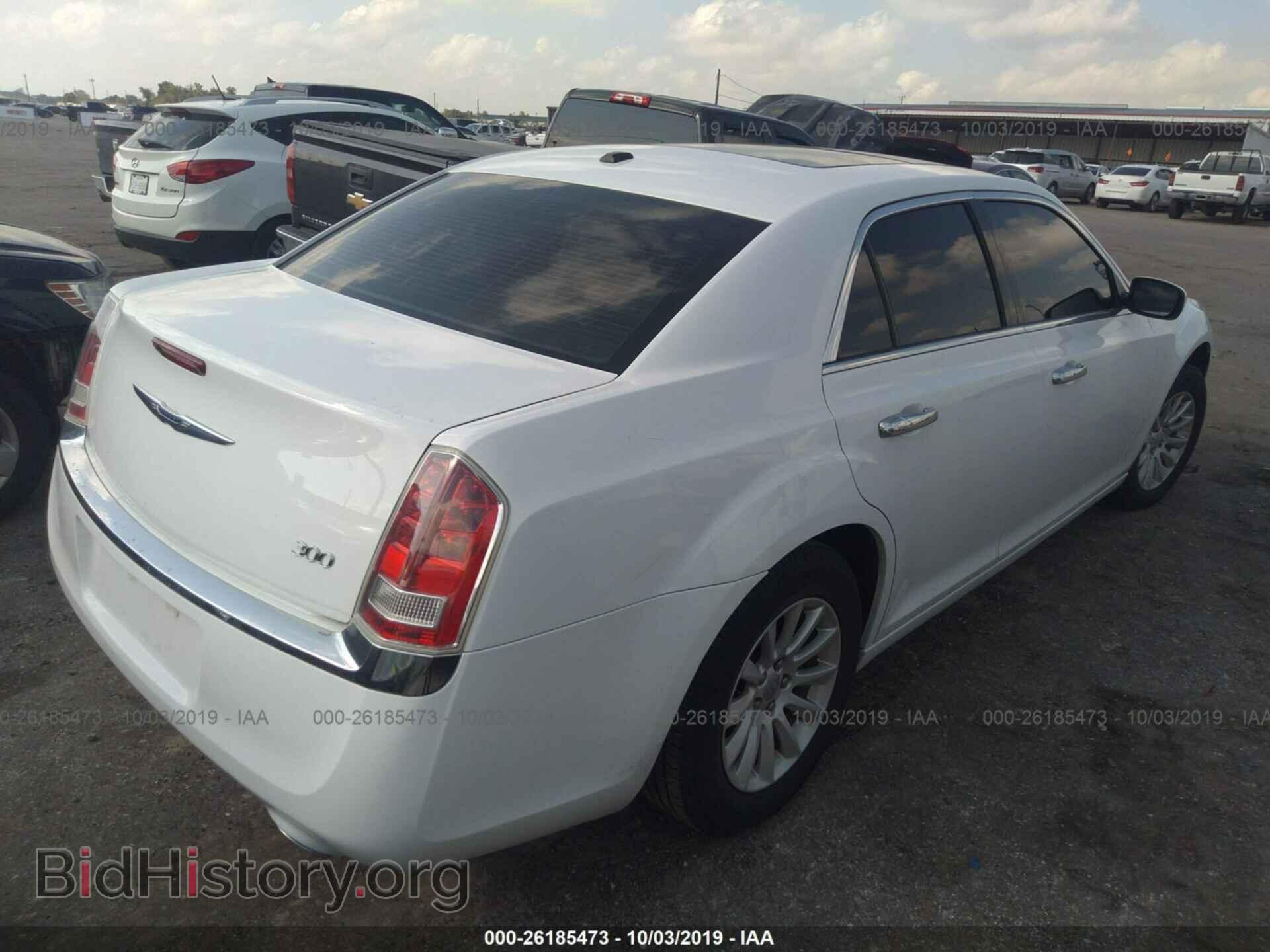 2013 CHRYSLER 300 - VIN: 2C3CCAAG4DH685129 - Photo 4
