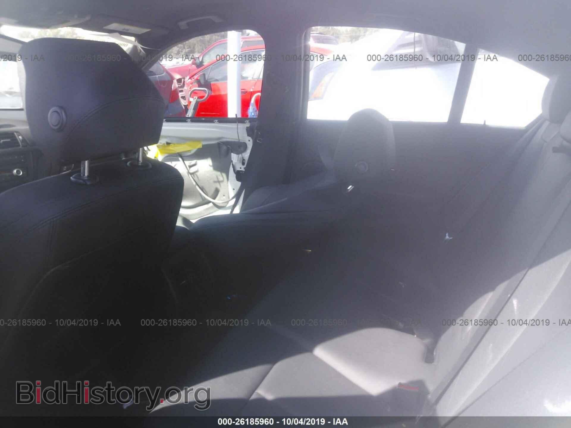 2015 BMW 320 - VIN: WBA3B1G58FNT05849 - Фото 8