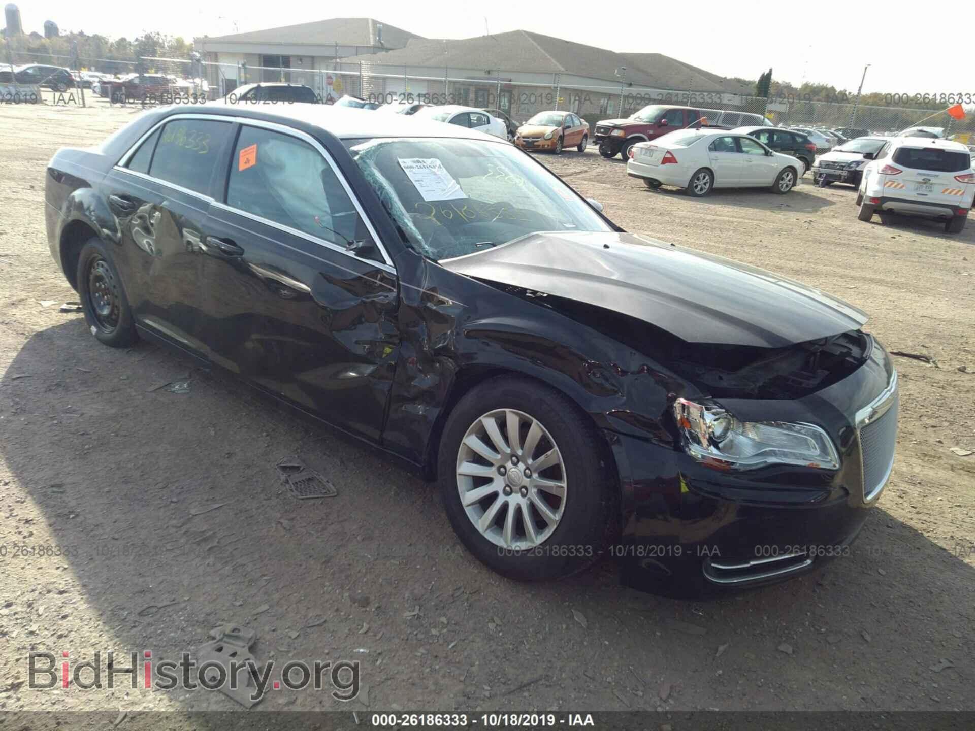 Фотография 2C3CCAAG7CH312214 - CHRYSLER 300 2012