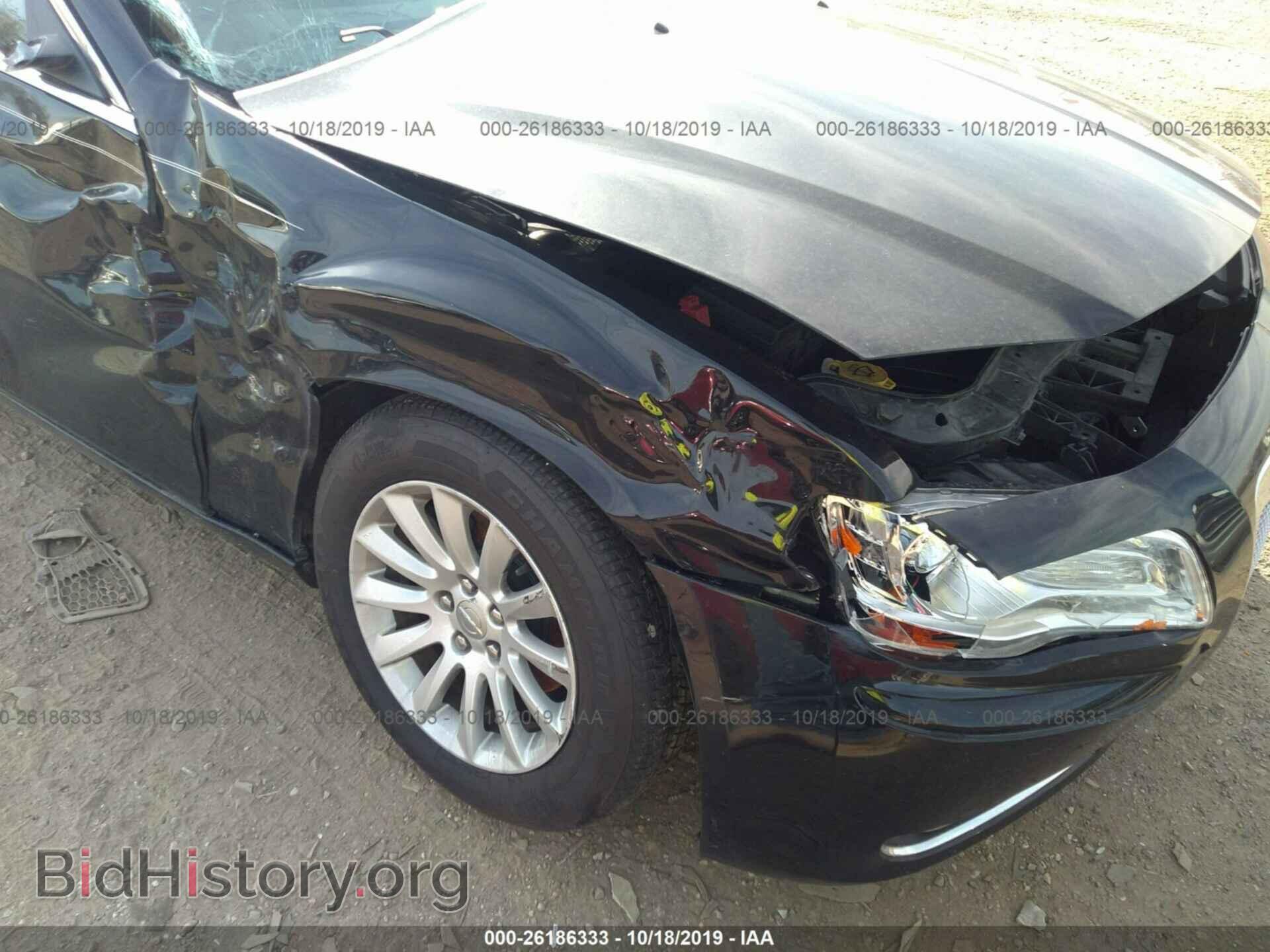 2012 CHRYSLER 300 - VIN: 2C3CCAAG7CH312214 - Фото 6