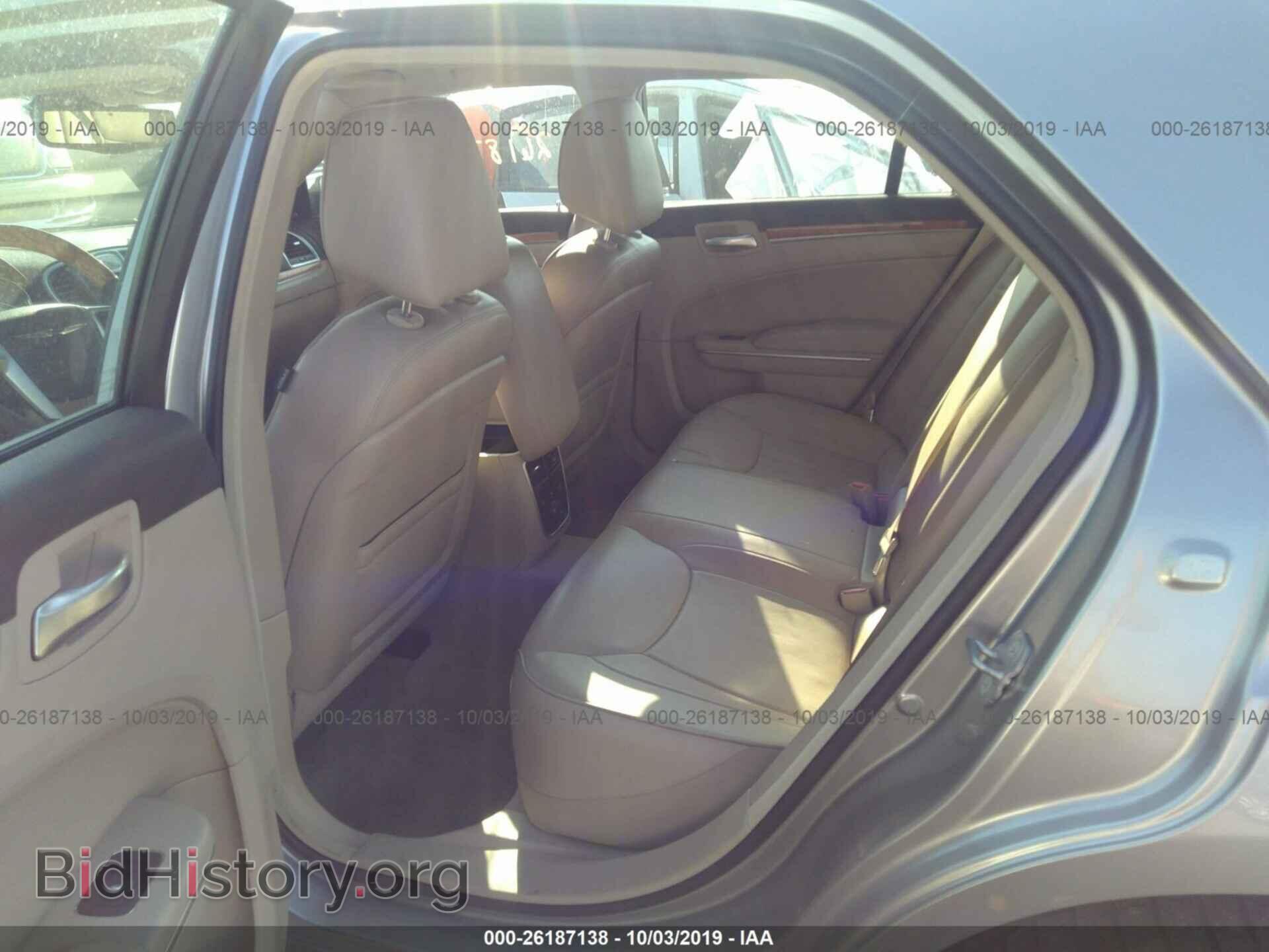 2014 CHRYSLER 300C - VIN: 2C3CCAEG1EH179172 - Фото 8