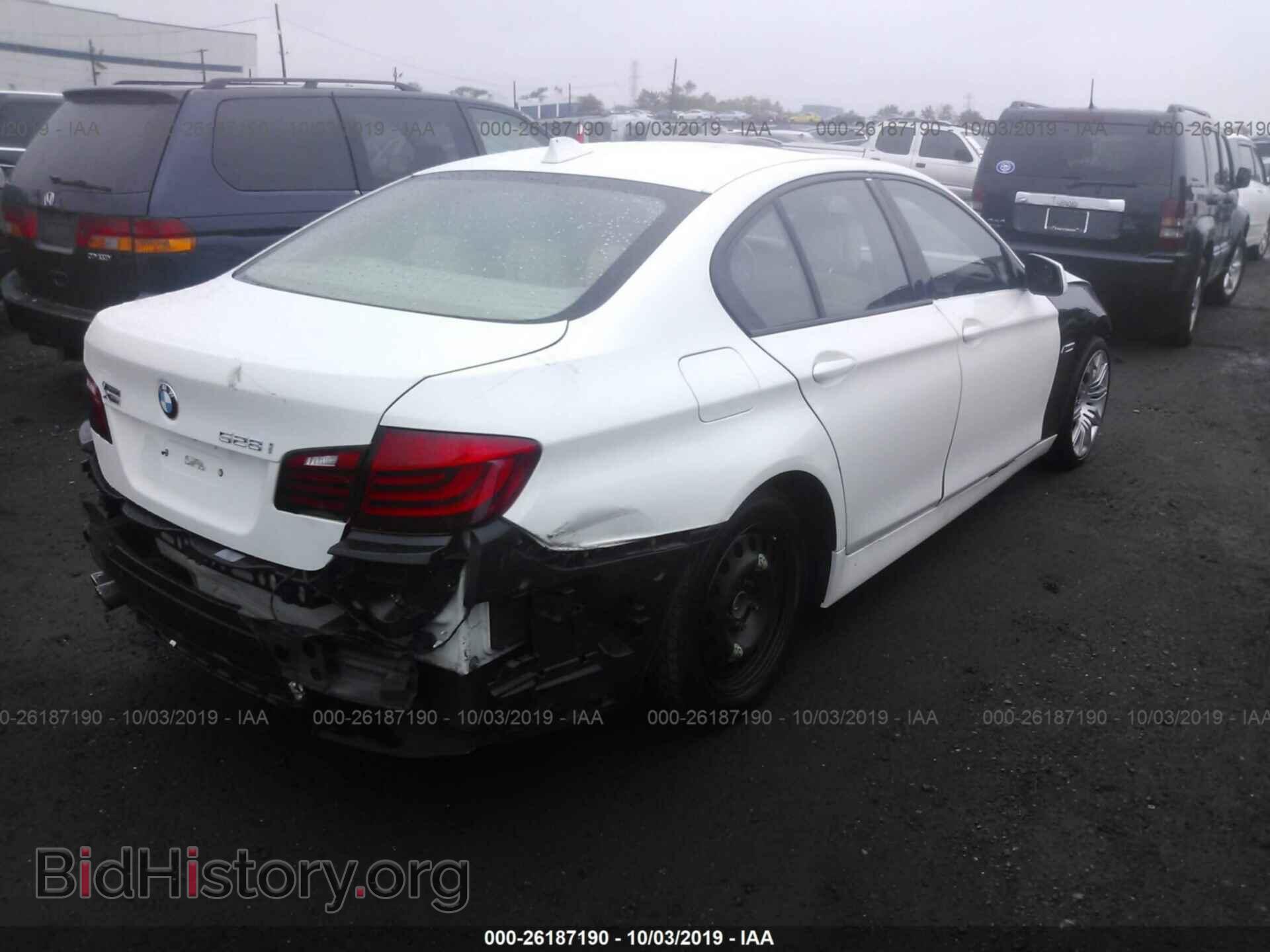 2011 BMW 528 - VIN: WBAFR1C51BC740572 - Фото 4