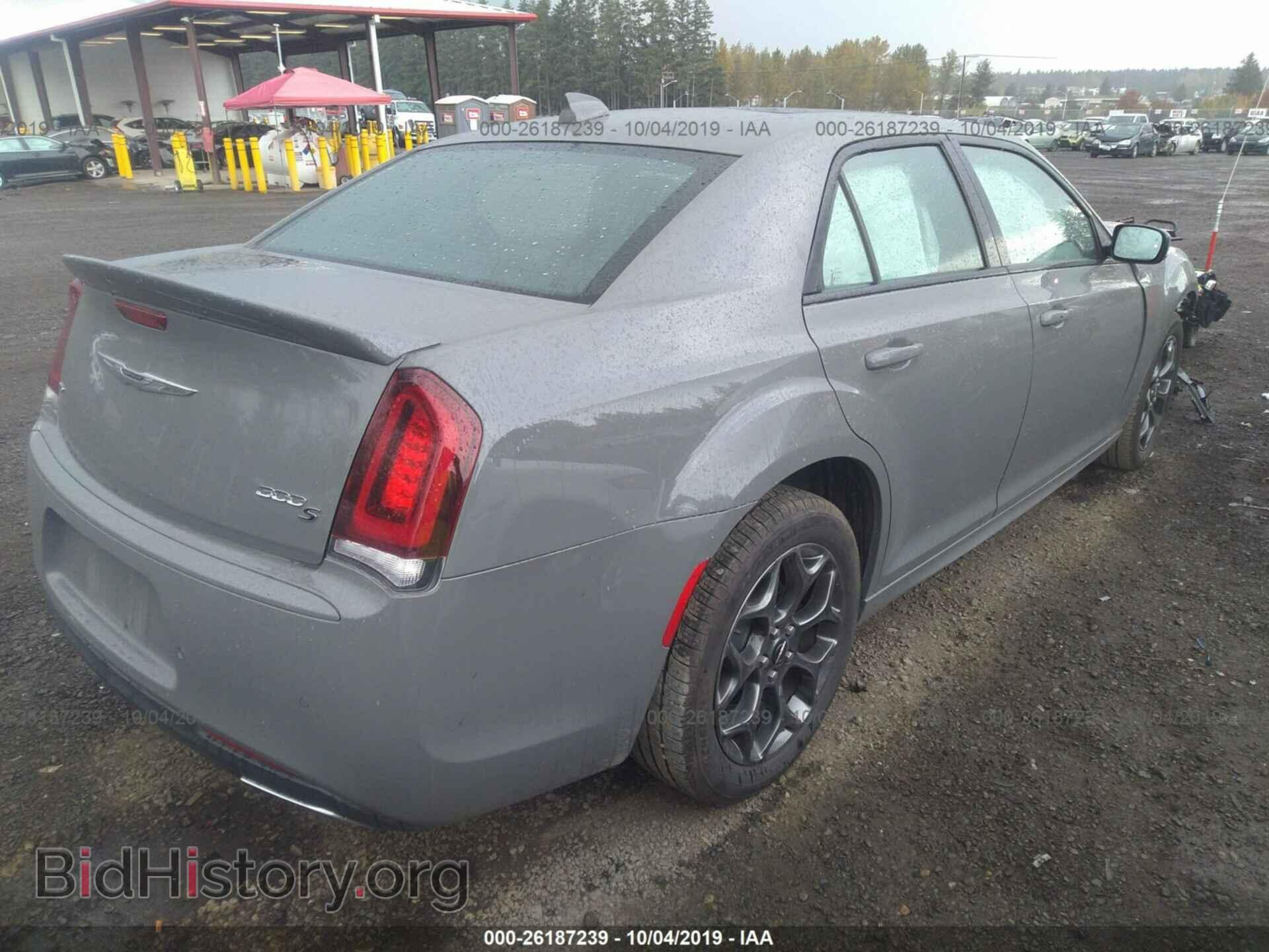 2018 CHRYSLER 300 - VIN: 2C3CCAGG6JH256299 - Фото 4