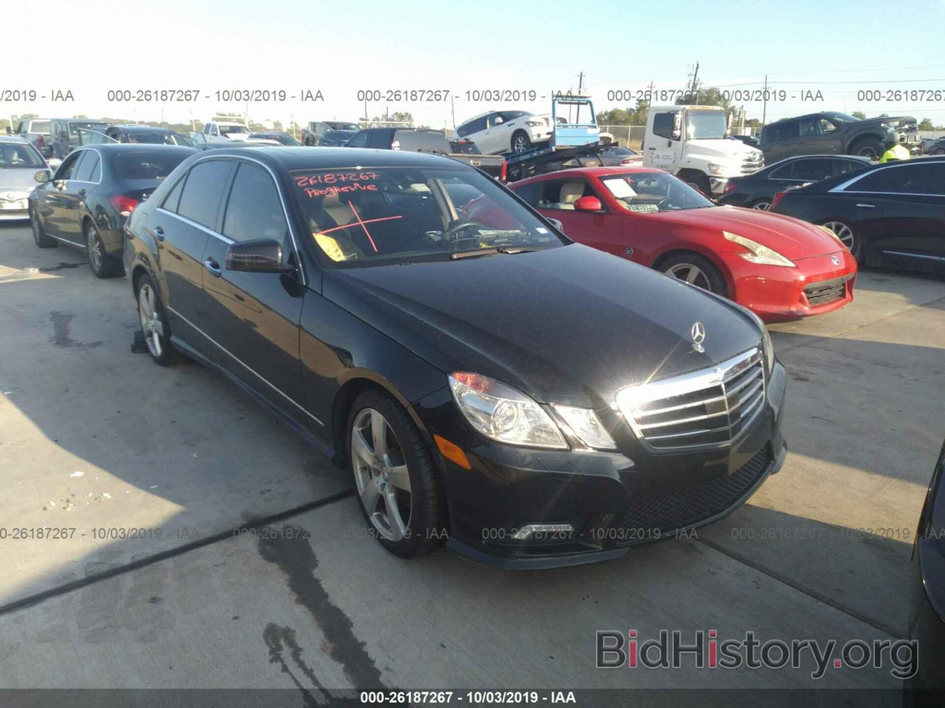 Photo WDDHF8HB7AA172615 - MERCEDES-BENZ E 2010