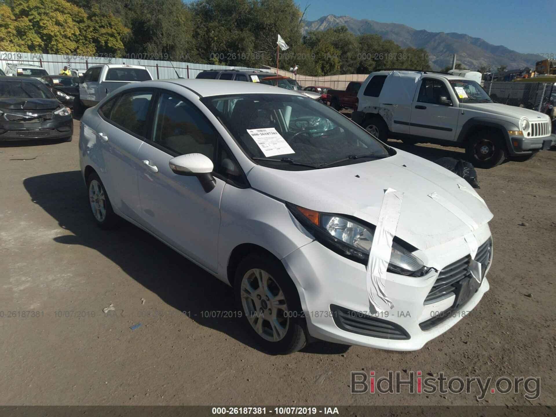 Photo 3FADP4BJ2FM196125 - FORD FIESTA 2015